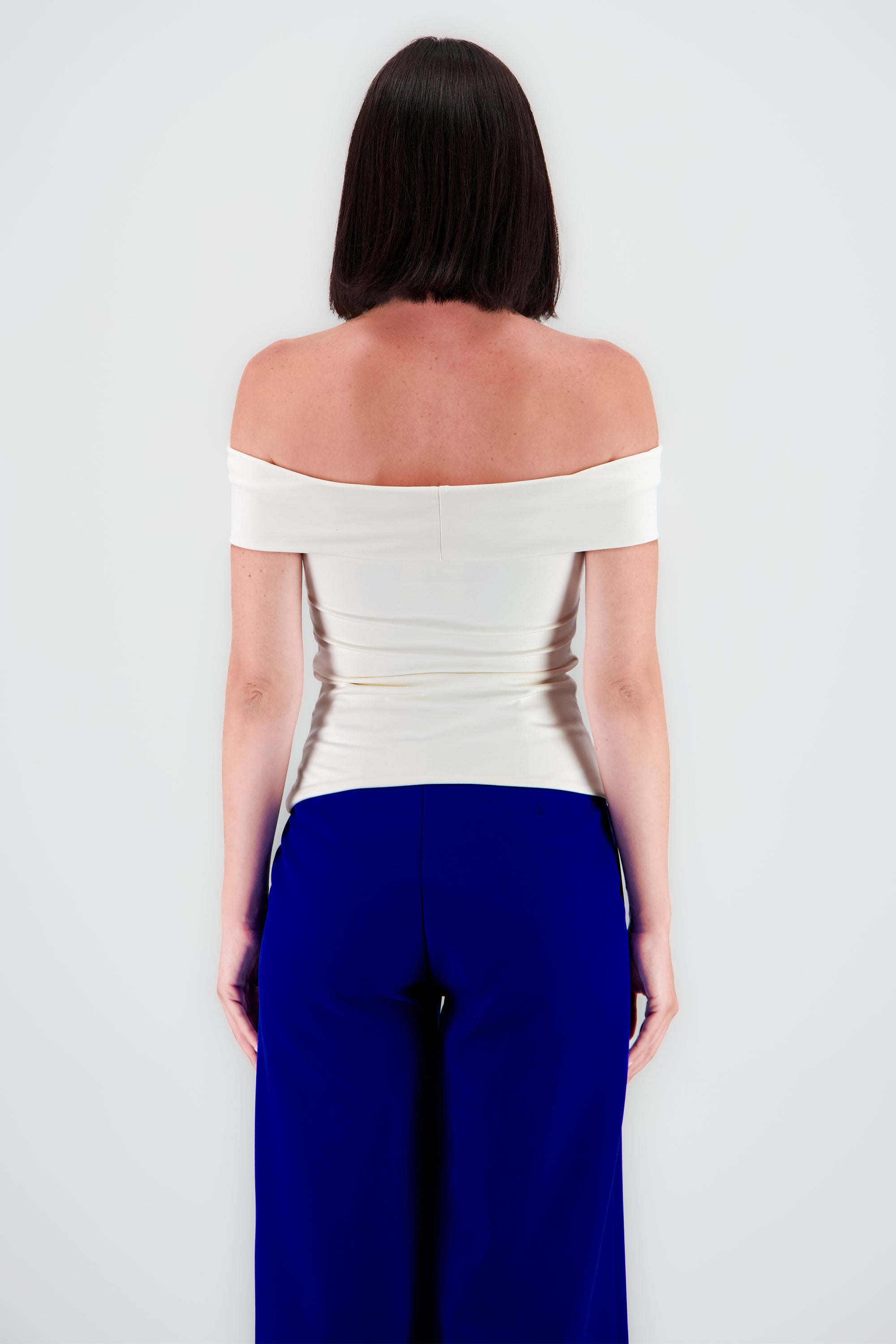 Top liso frunce HUESO