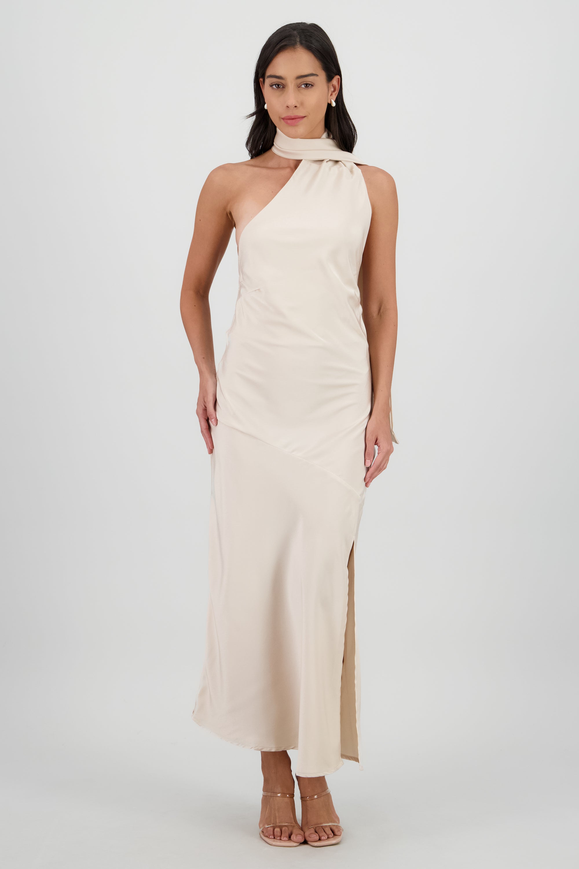 Vestido midi un hombro c/ bufanda CREMA