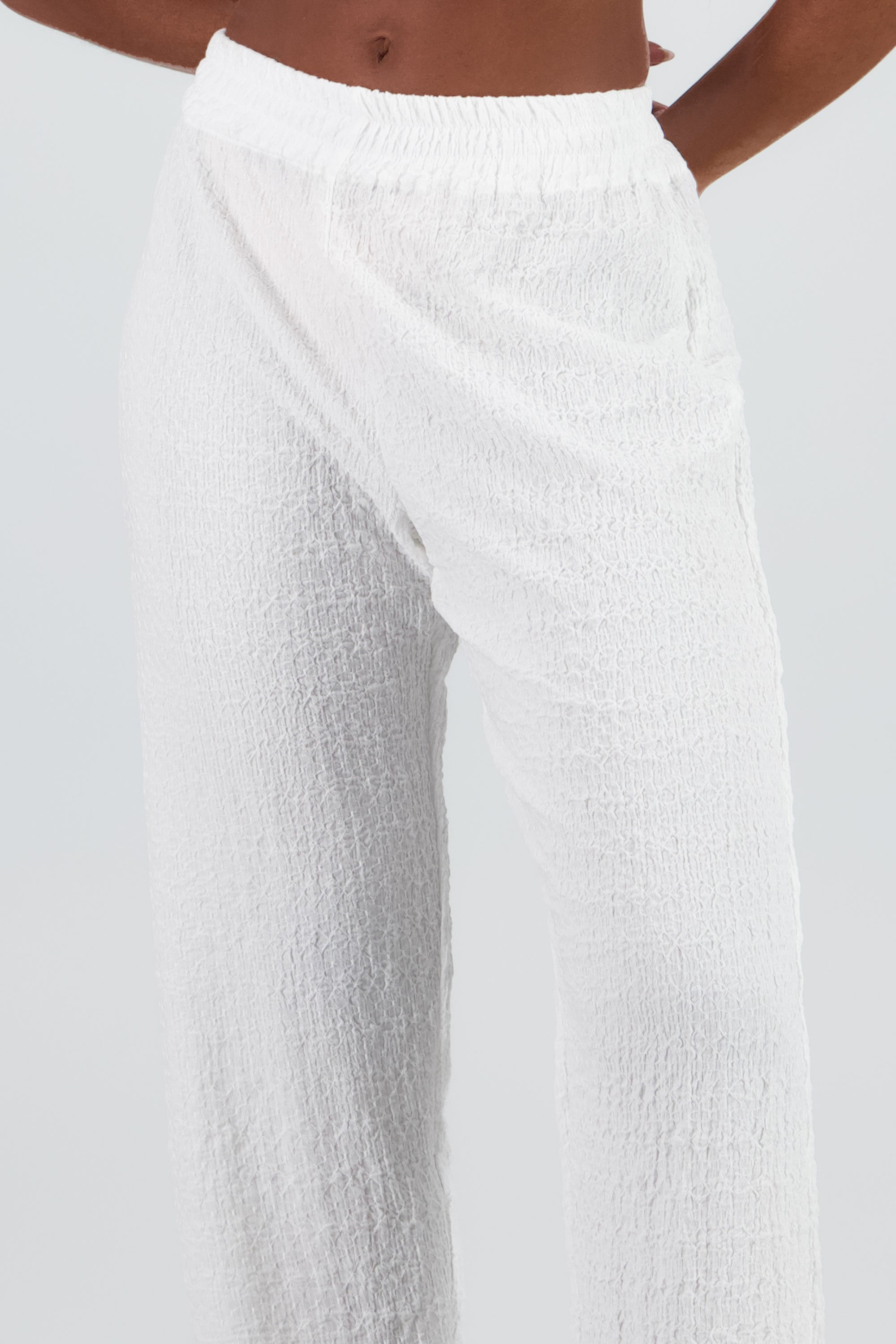 Pantalon ligero recto textura BLANCO