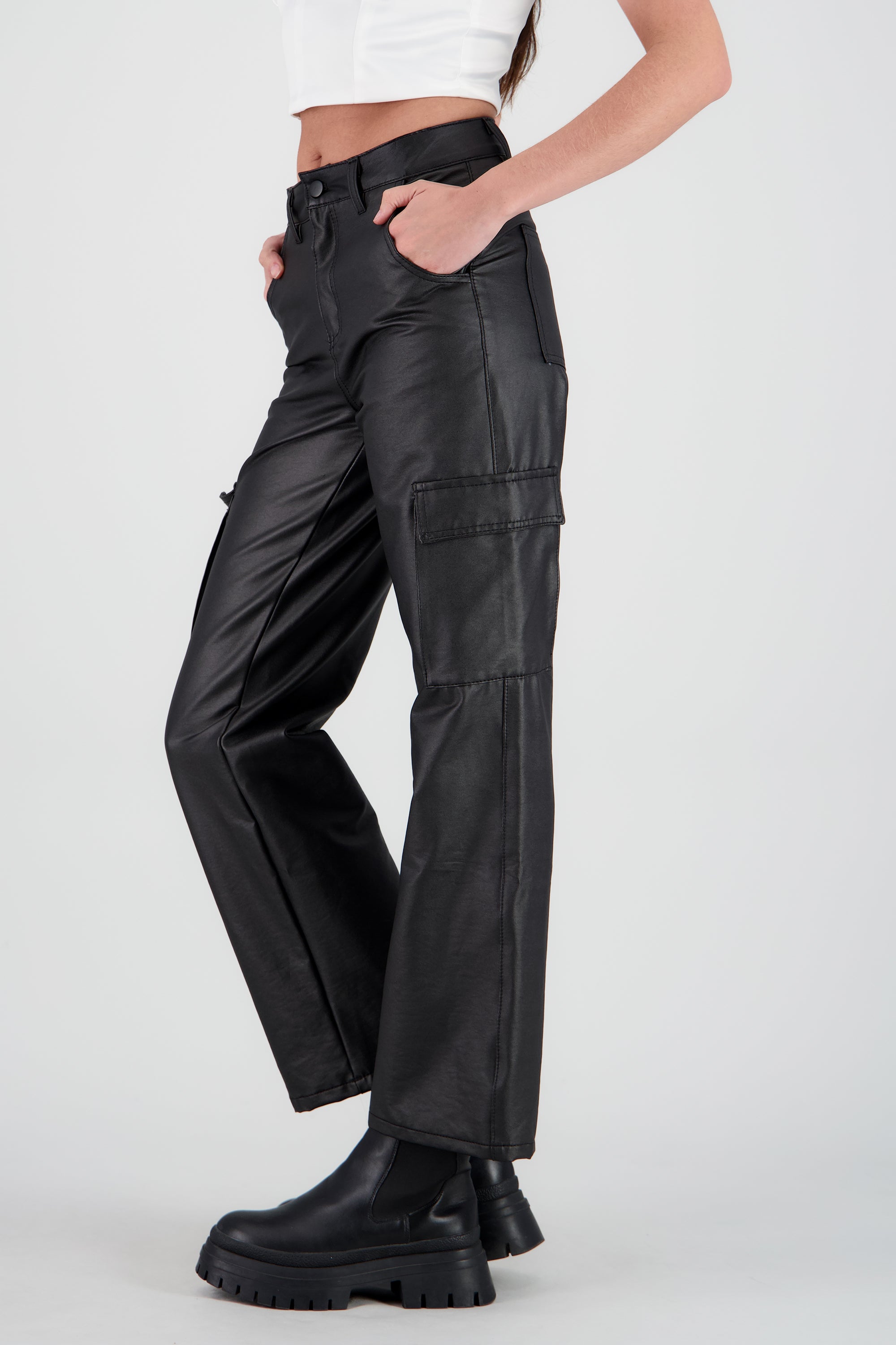 Pantalon cargo pu NEGRO