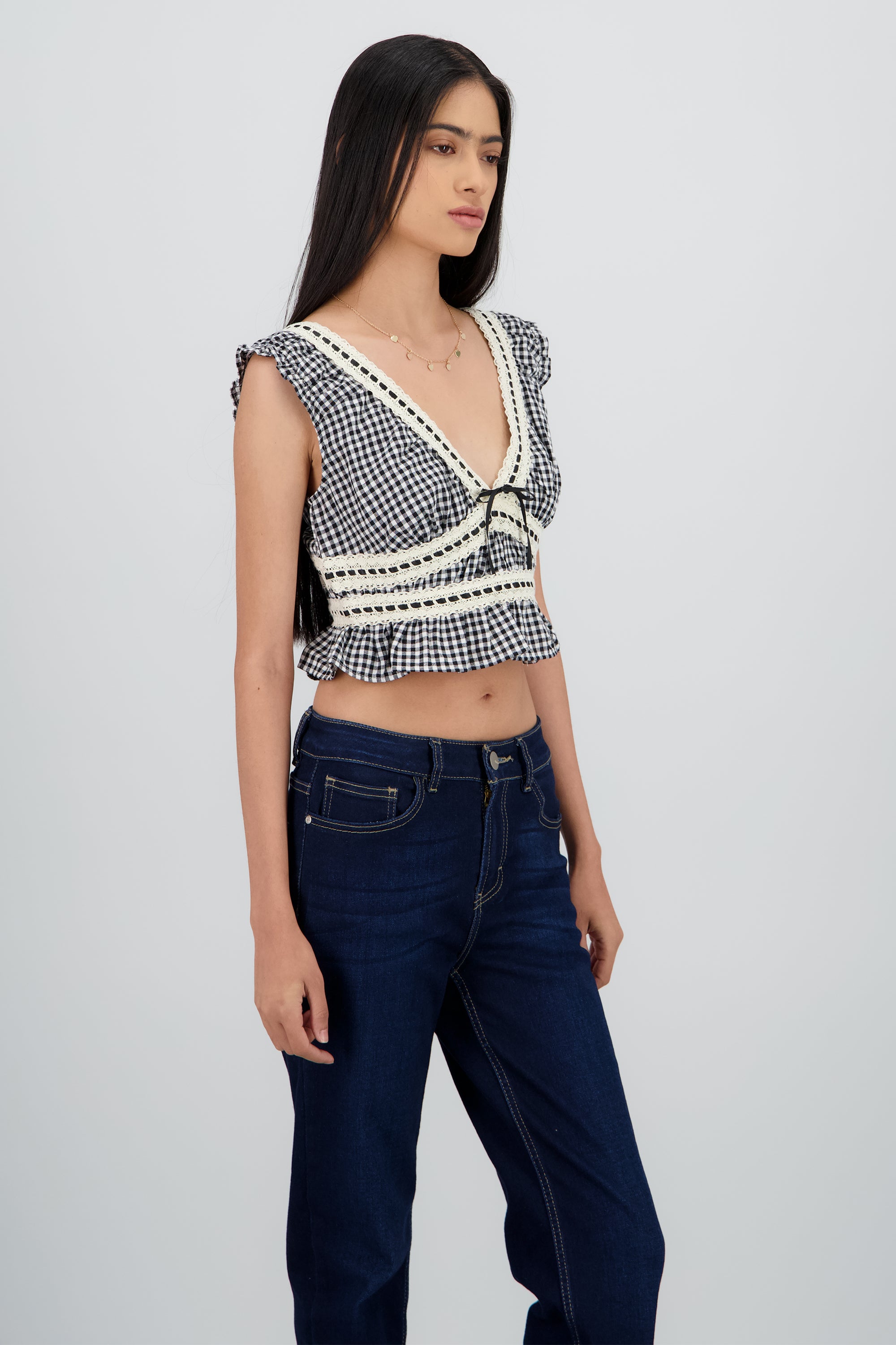 Blusa gingham escote v NEGRO COMBO