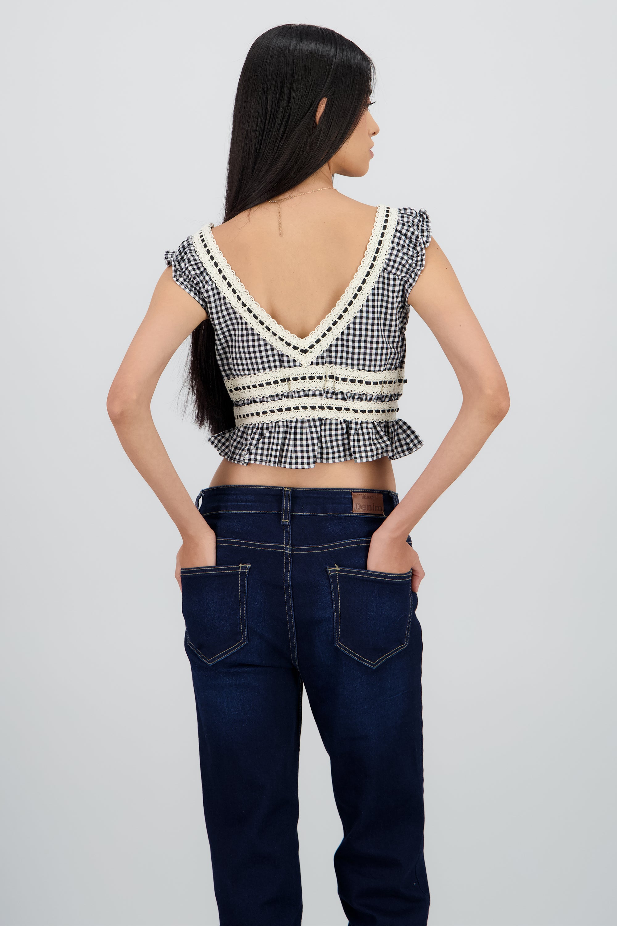 Blusa gingham escote v NEGRO COMBO
