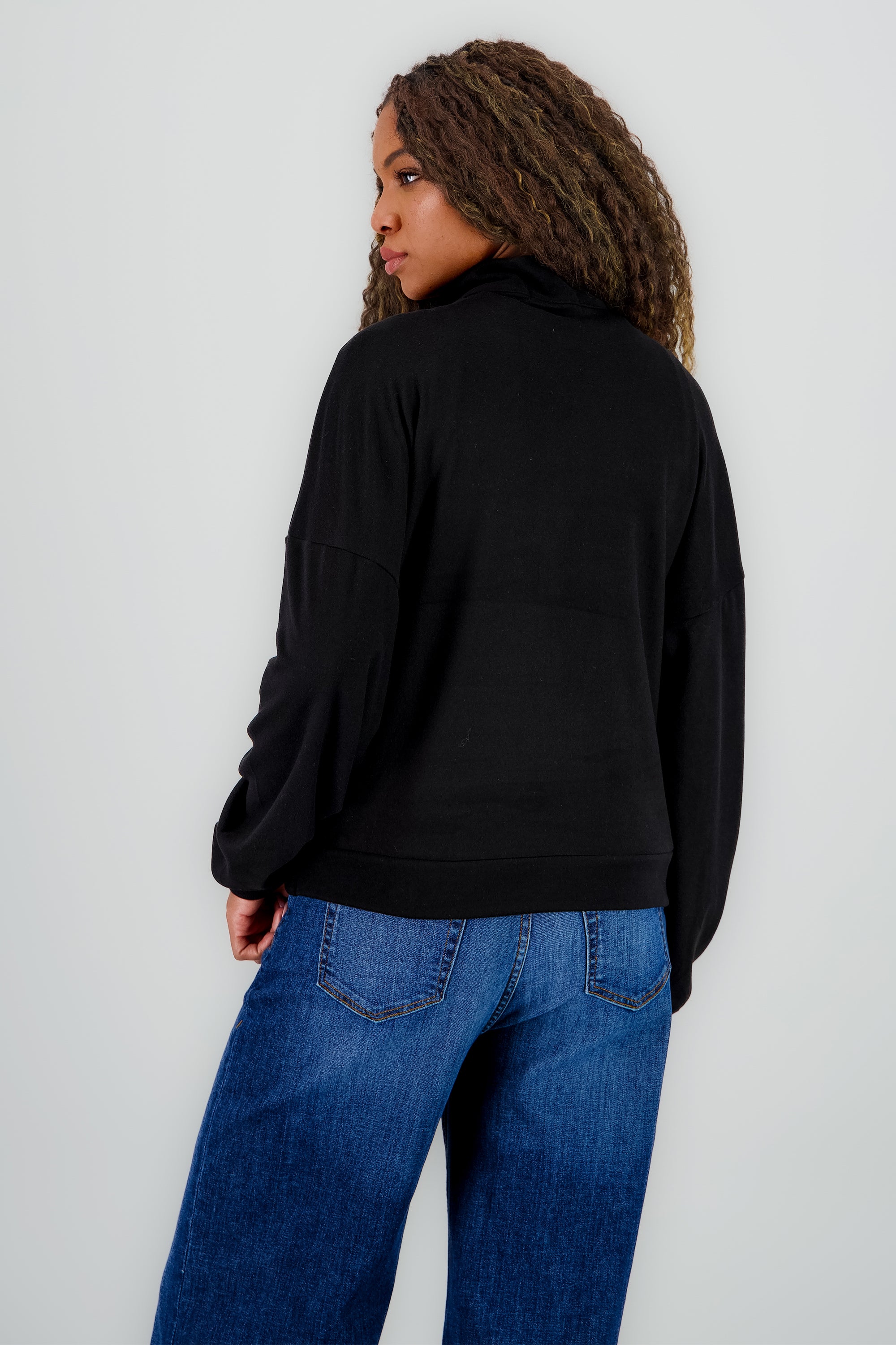 Sudadera detalle cierre bolsa canguro NEGRO