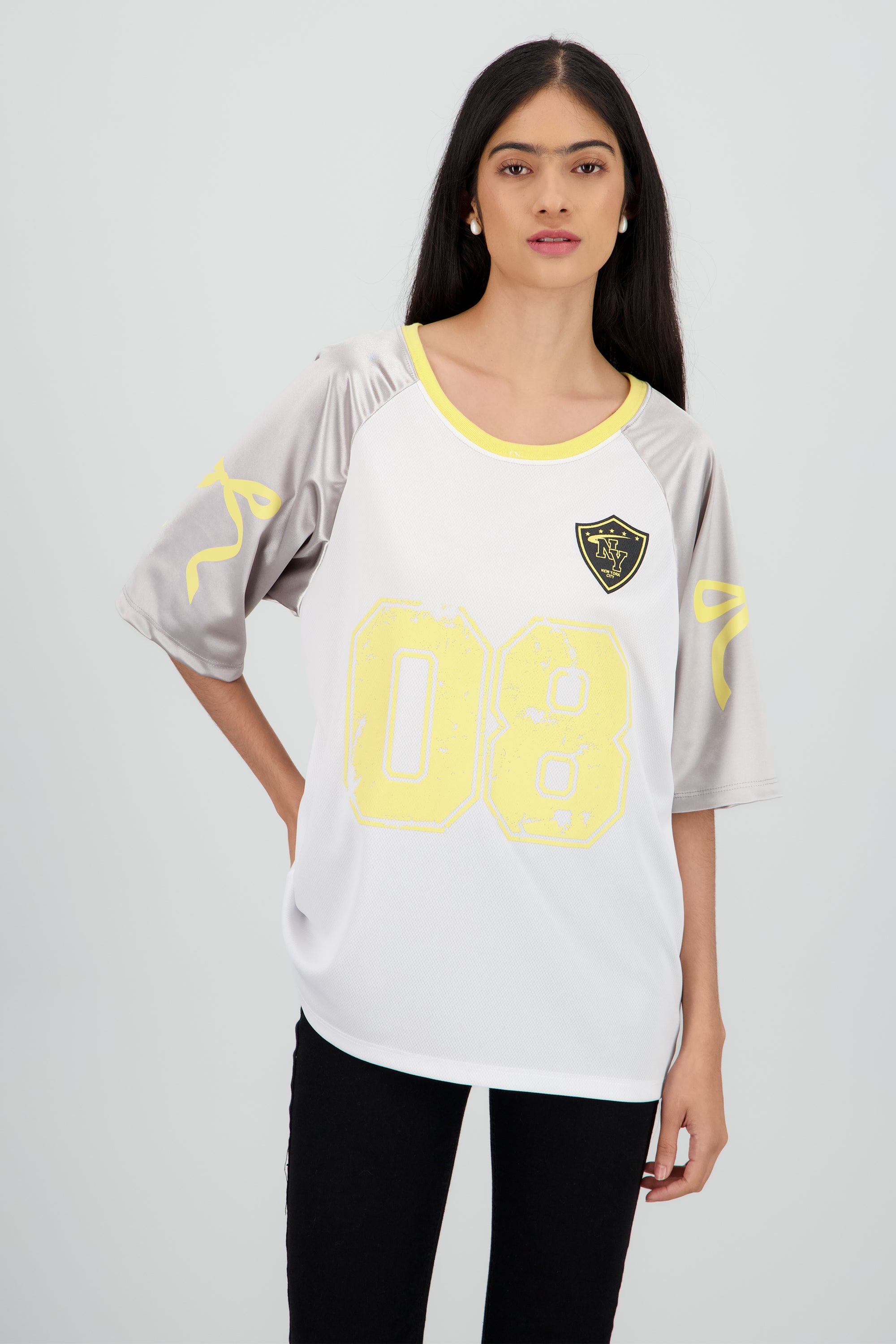 Playera deportiva contraste mangas AMARILLO PASTEL
