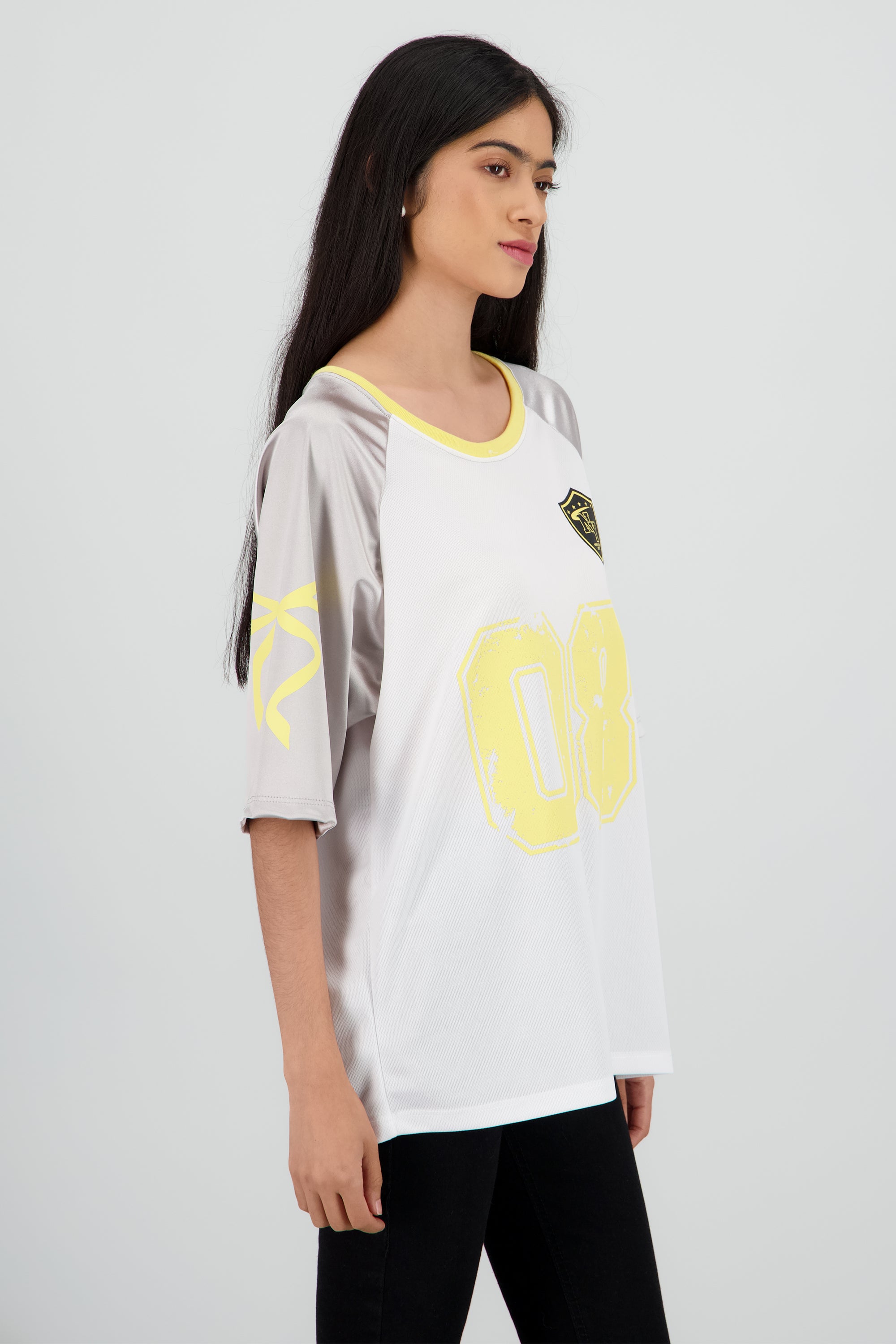 Playera deportiva contraste mangas AMARILLO PASTEL