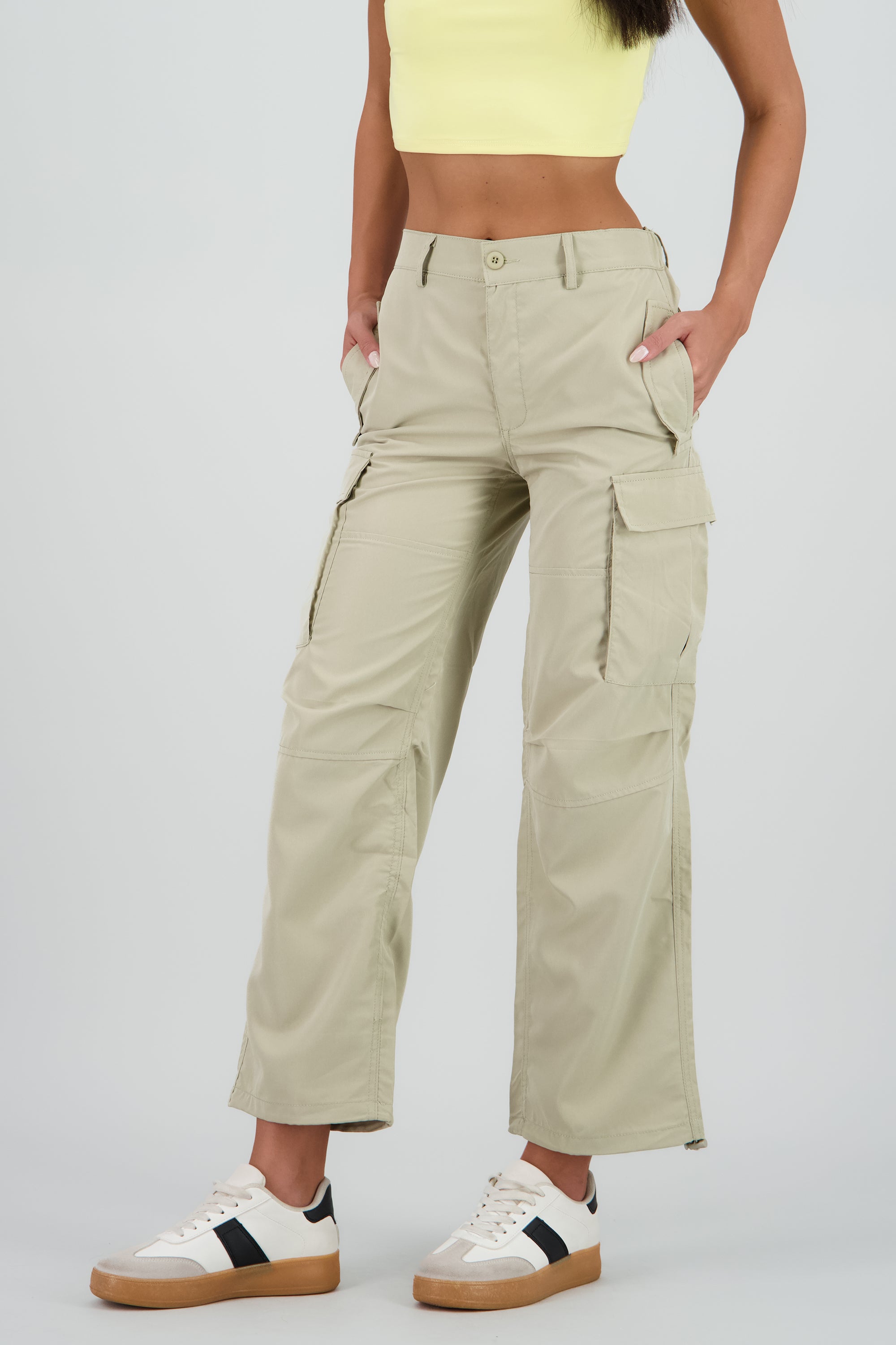 Pantalon parachute liso GREIGE