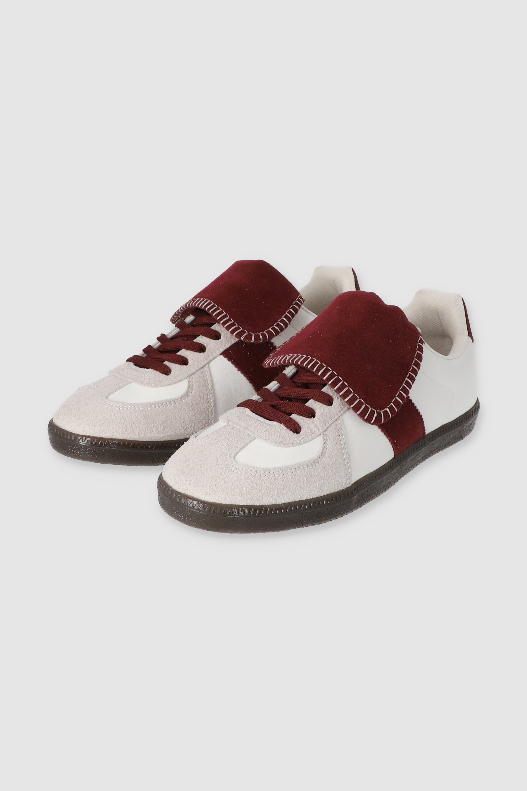 Tenis casual lengueta suede VINO