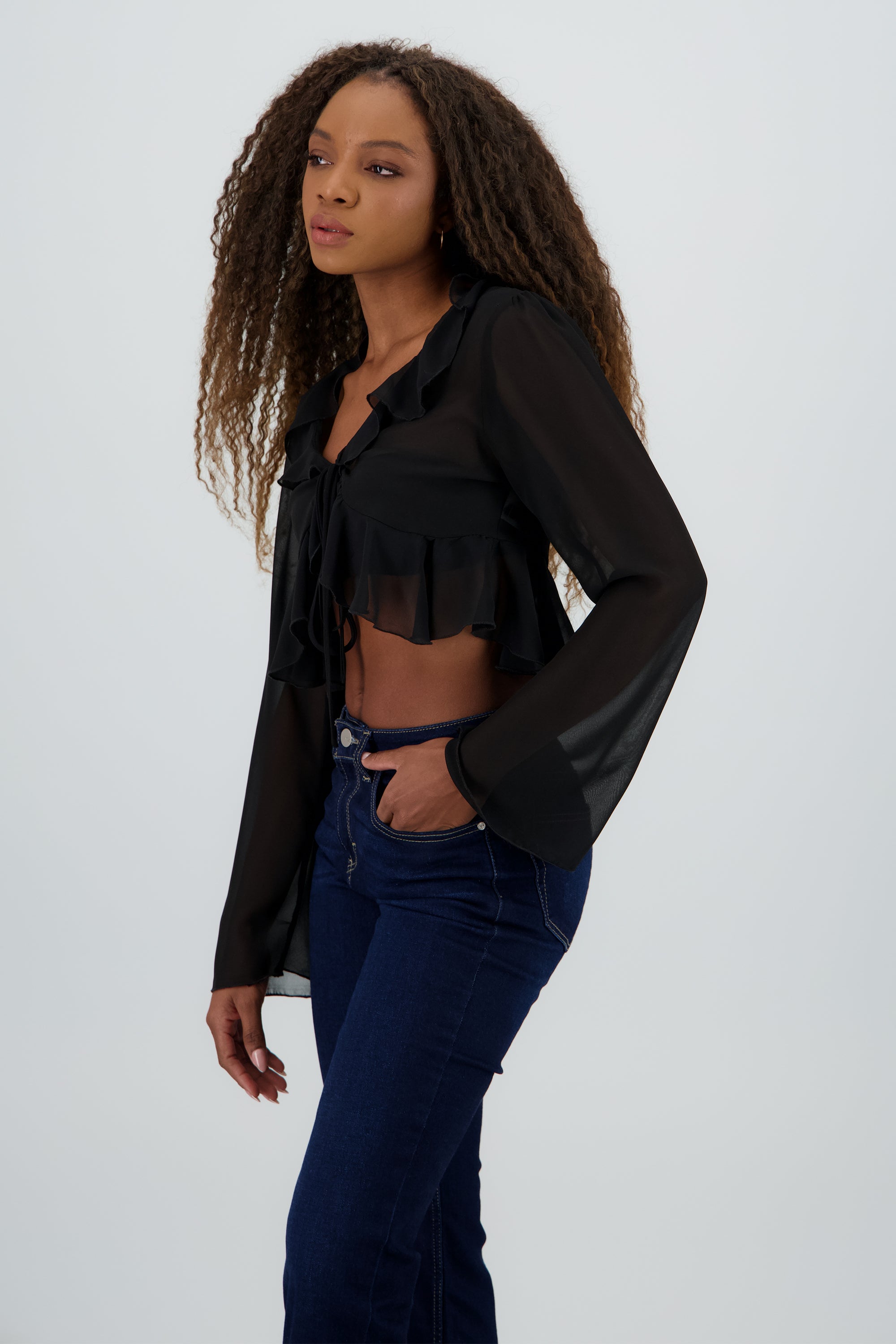Blusa manga larga olanes NEGRO