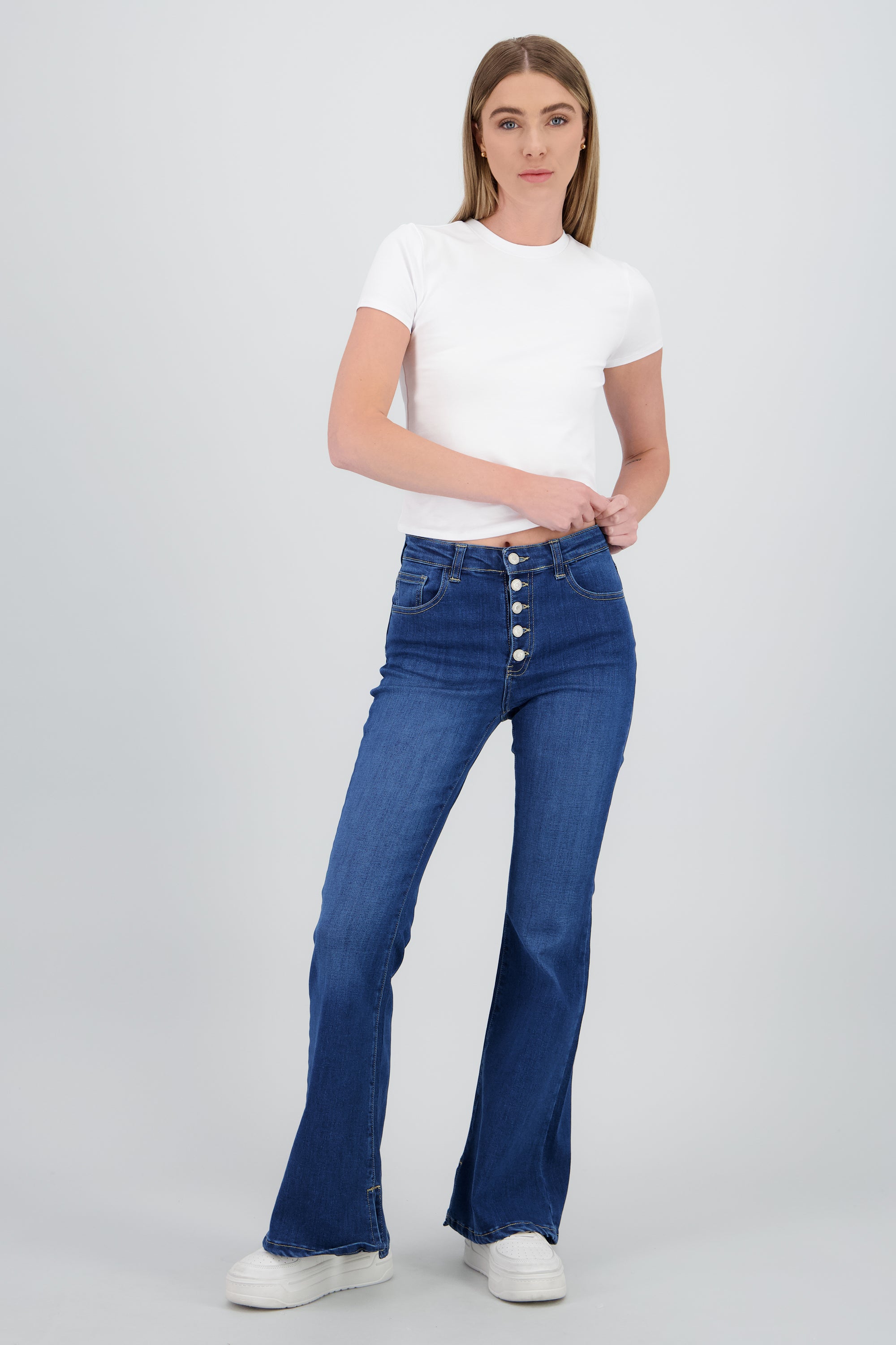 Jeans flare botones MEDIUM WASH