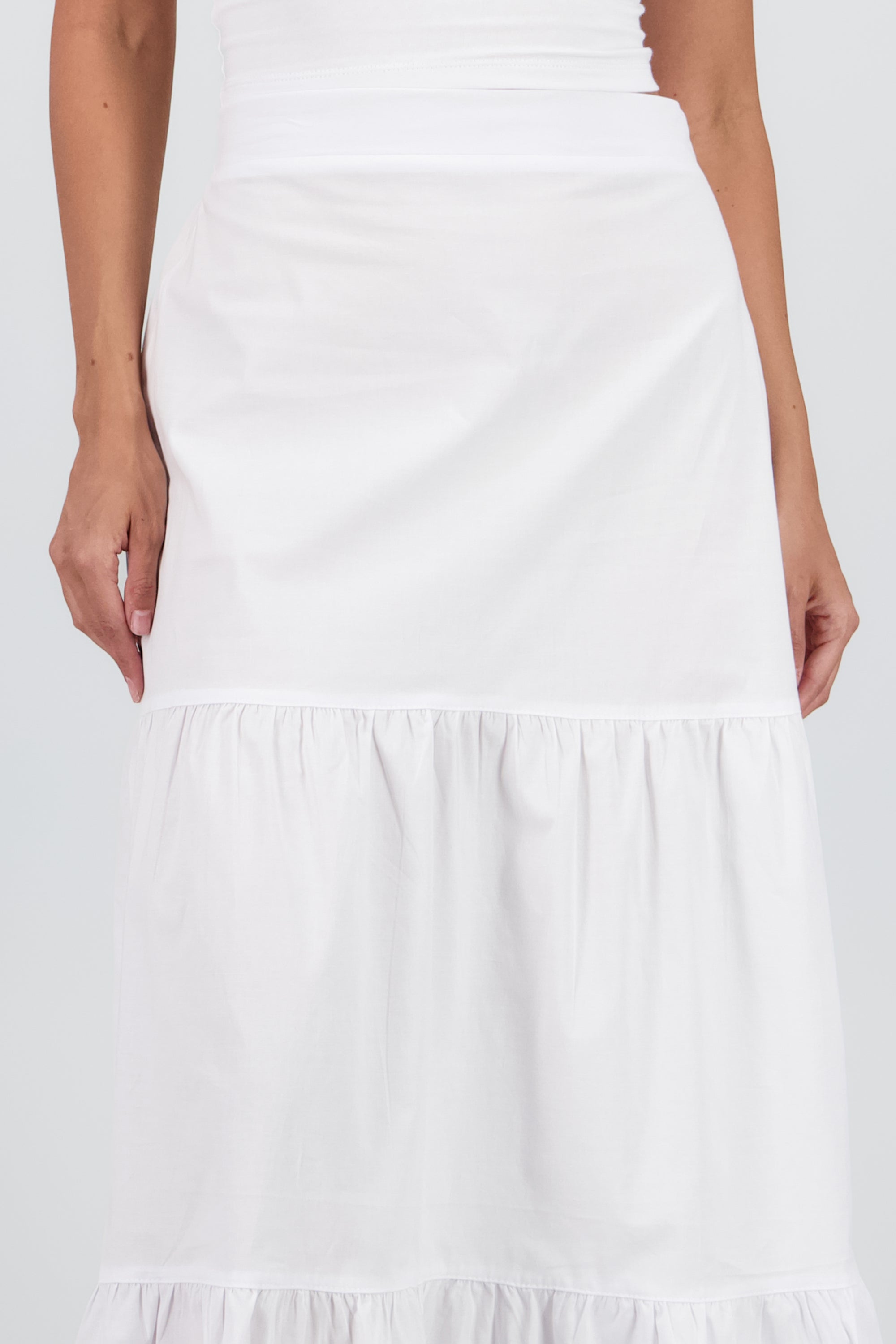 Falda maxi detalle olanes BLANCO