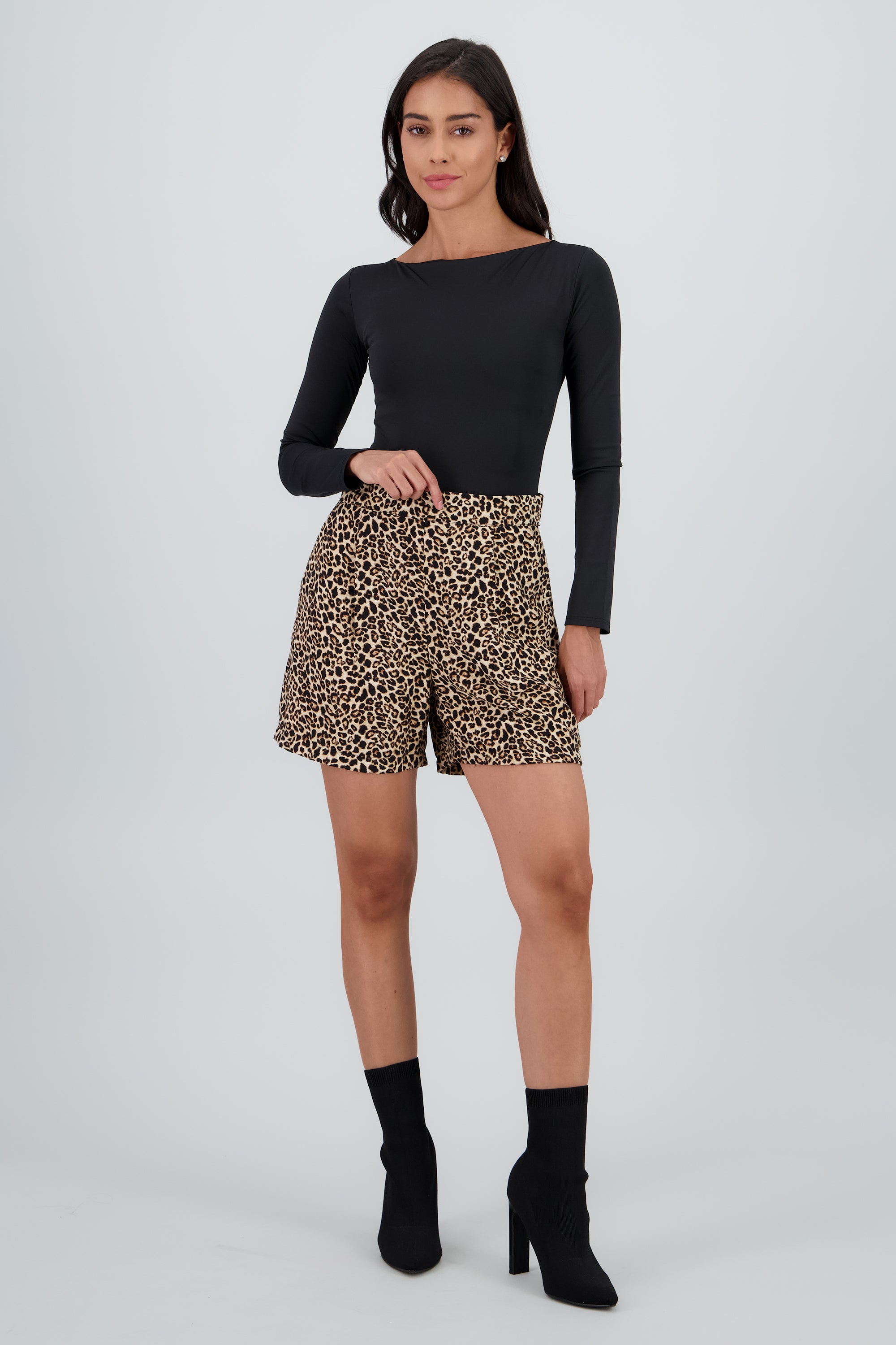 Shorts cortos animal print CAFE COMBO