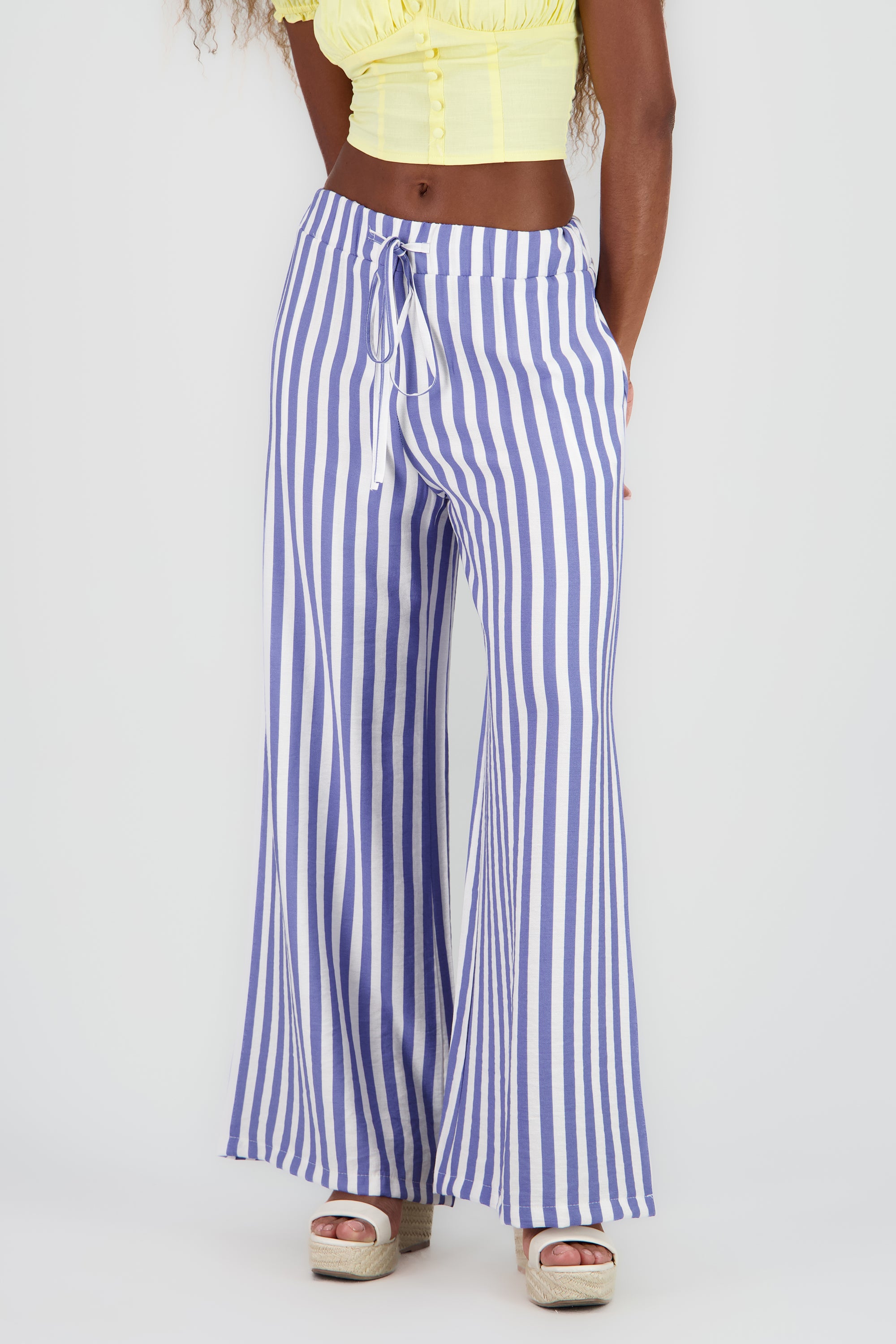 Pantalon fluido estampado rayas AZUL COMBO