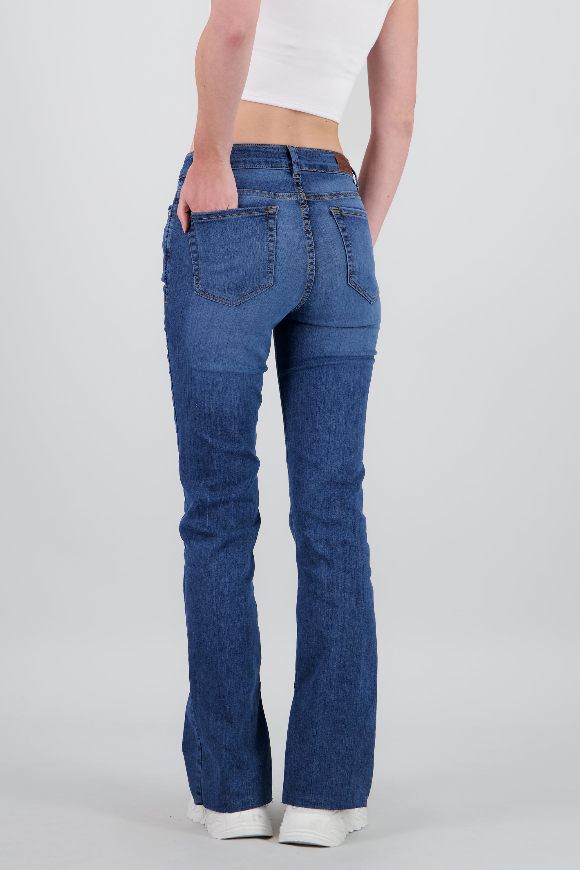 Jeans bootcut abertura MEDIUM WASH
