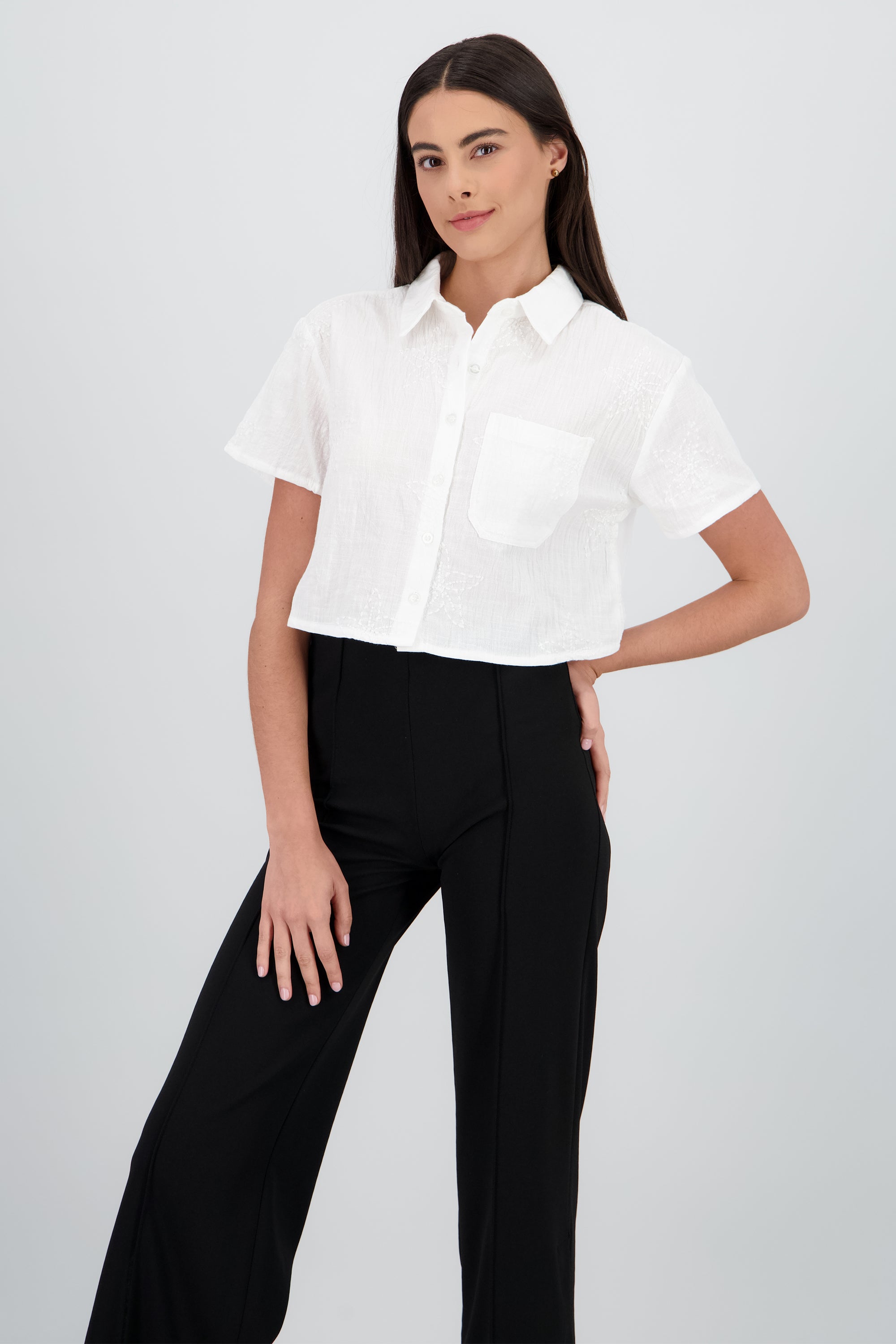 Camisa corta detalle bordado BLANCO