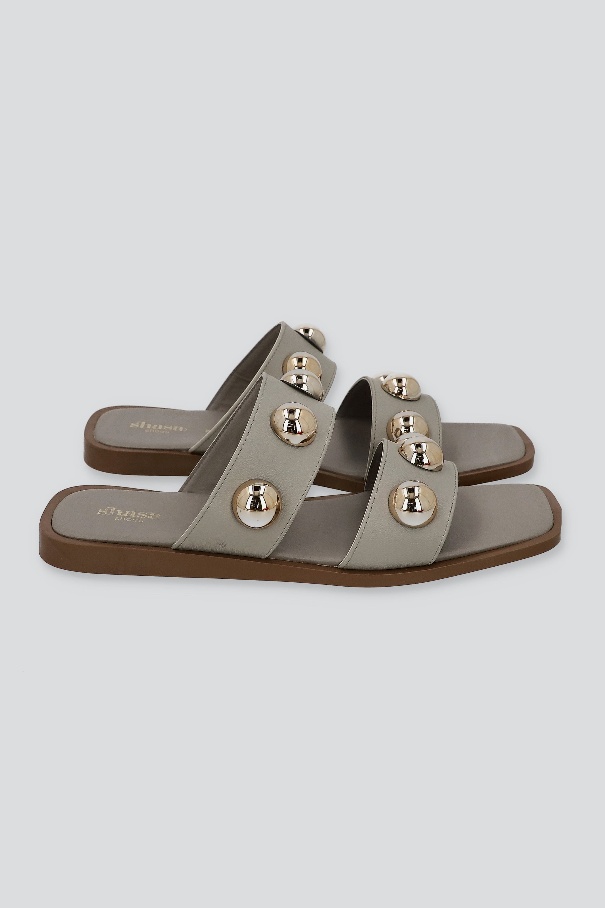 Sandalia dos tiras mega studs GRIS