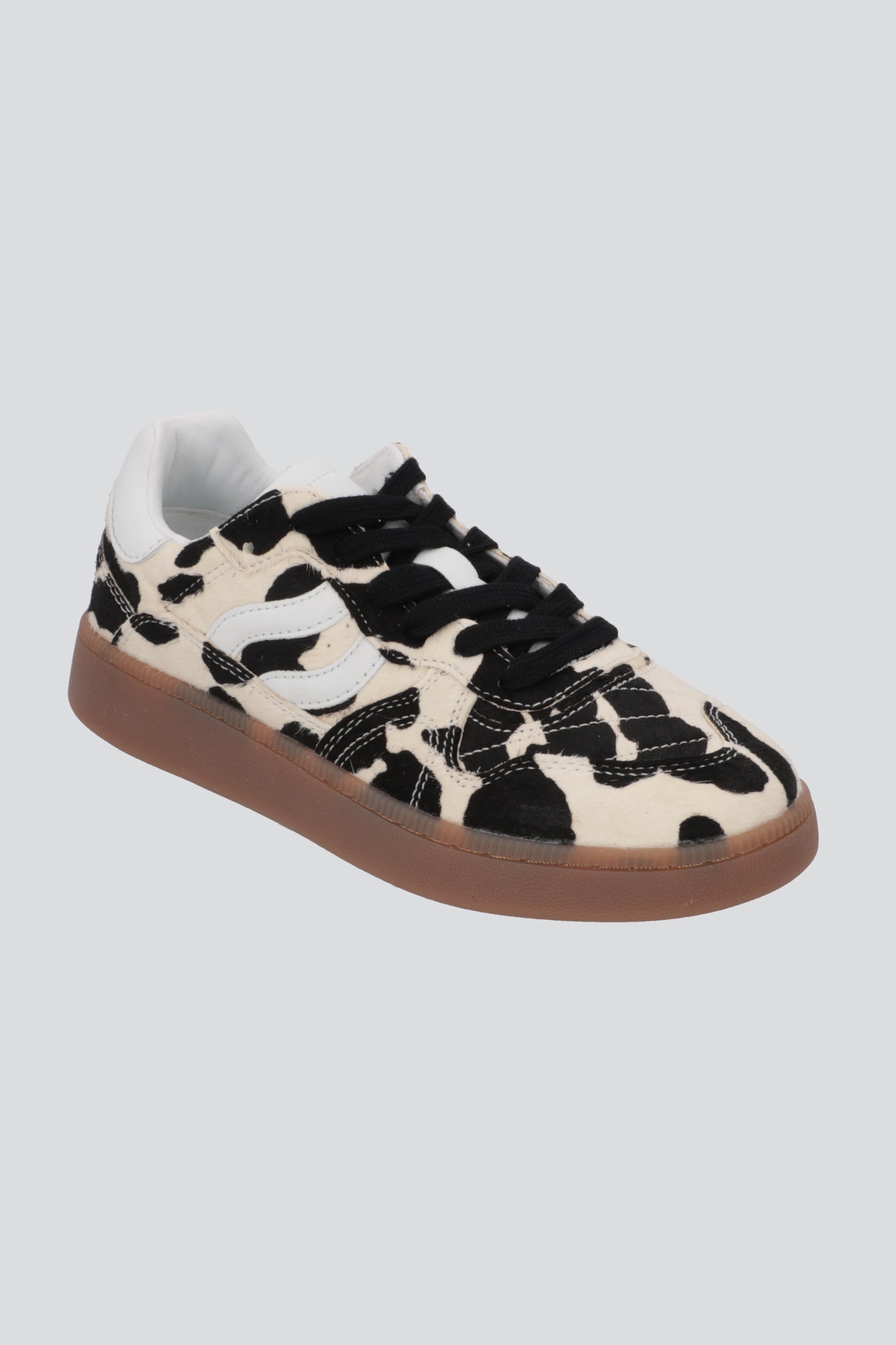 Tenis print de vaca 100% piel CAFE
