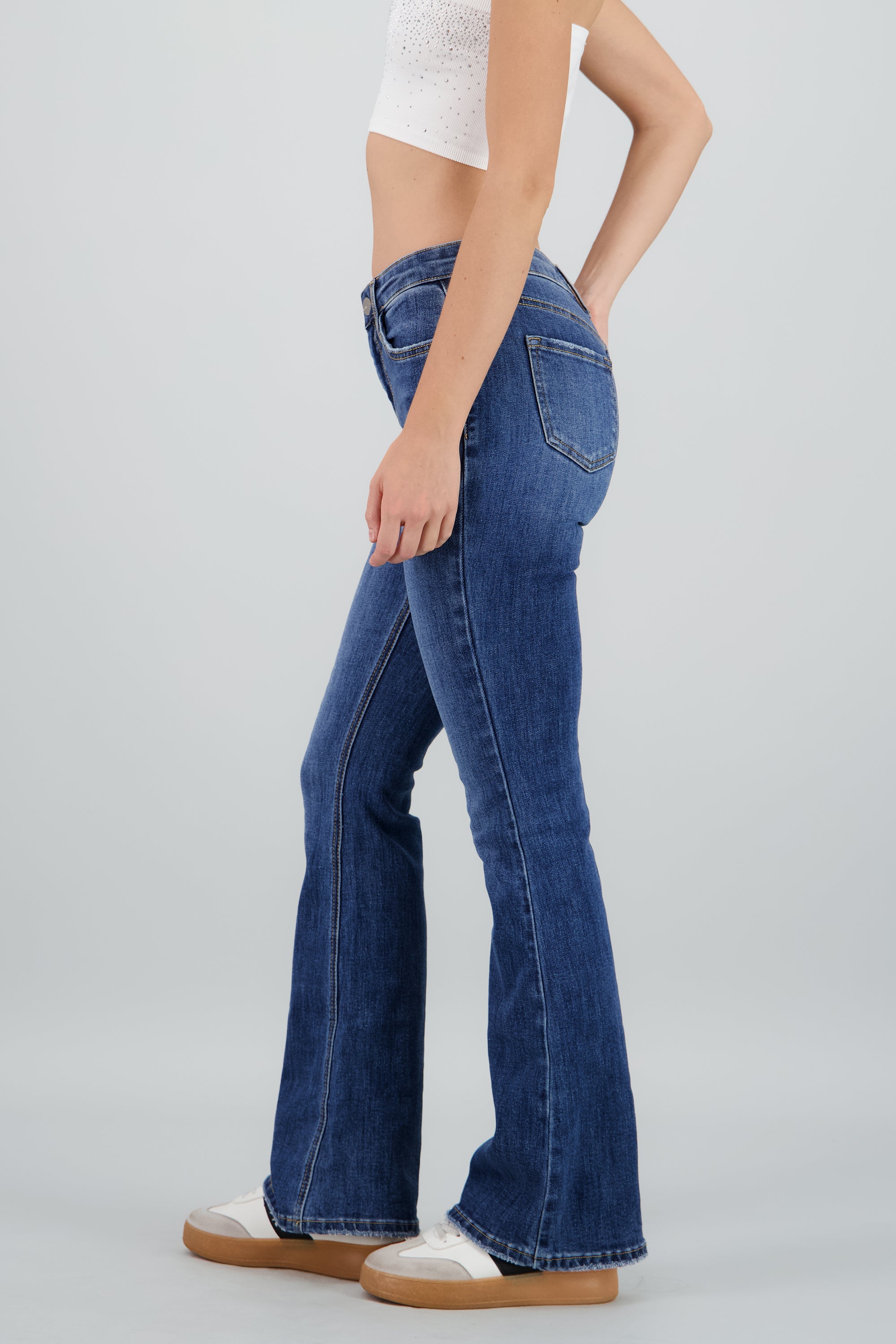 Jeans flare cintura media MEDIUM WASH
