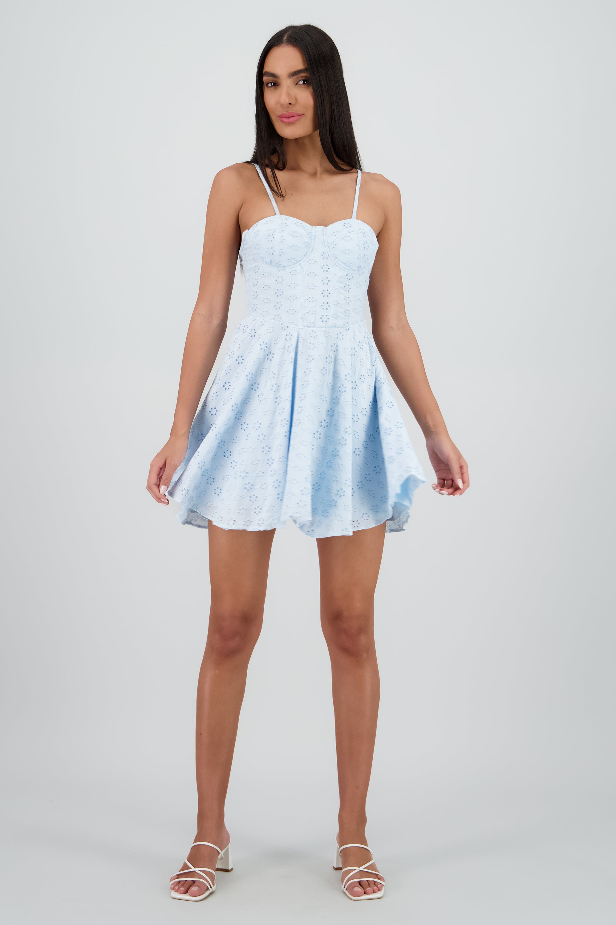 Vestido con copas de eyelet AZUL CIELO