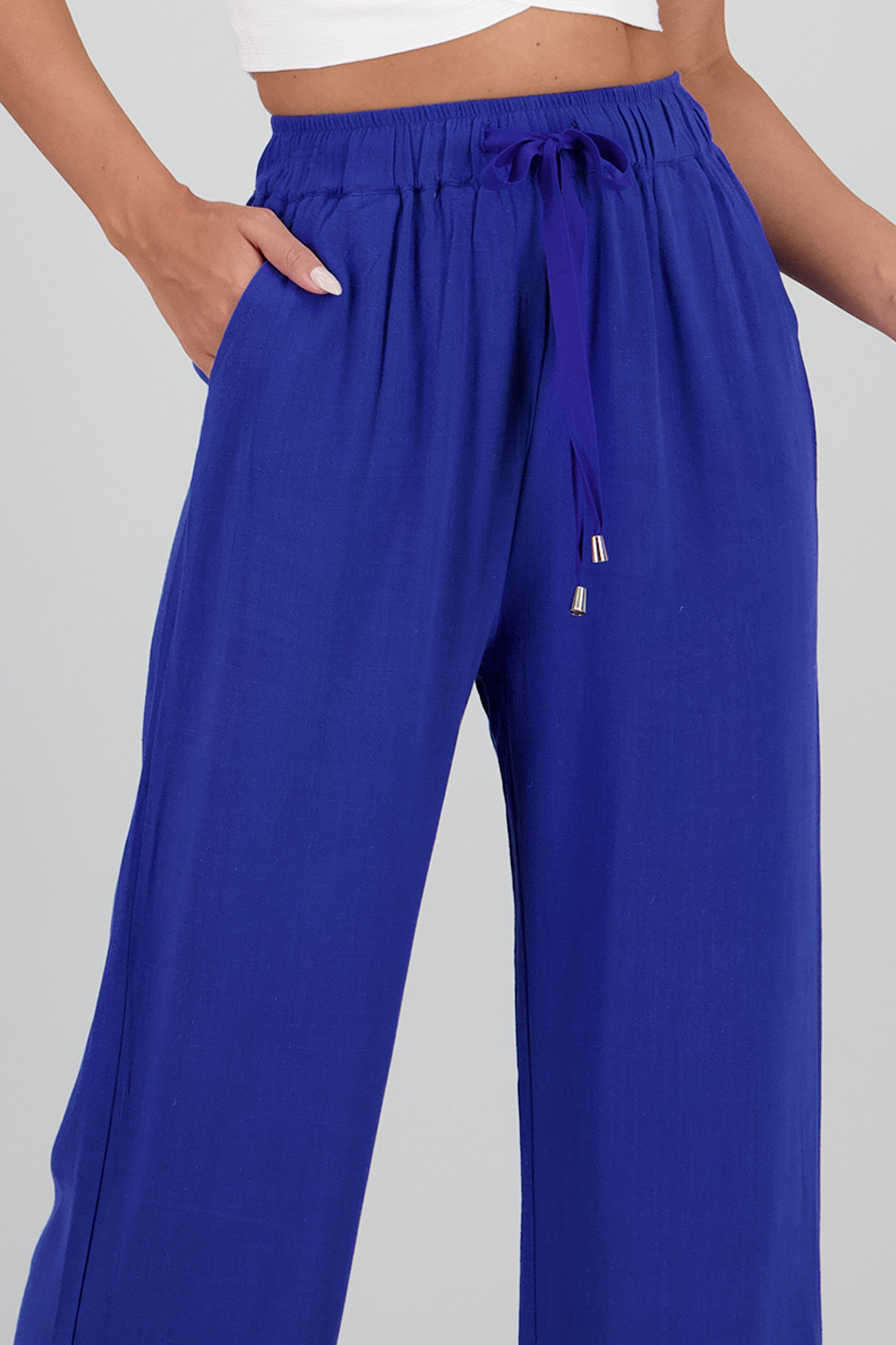 PANTALON DETALLE JARETA AZUL