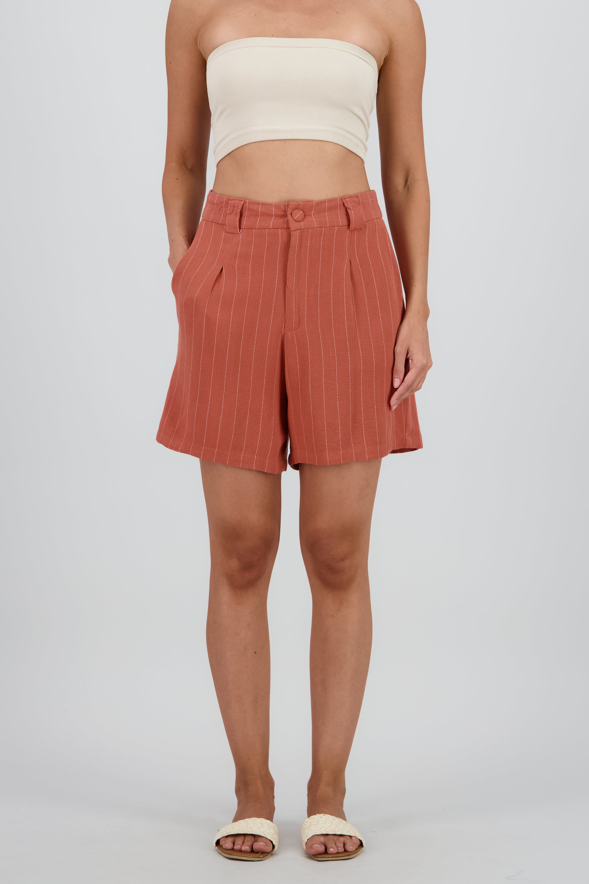 SHORTS AMPLIOS RAYAS LADRILLO