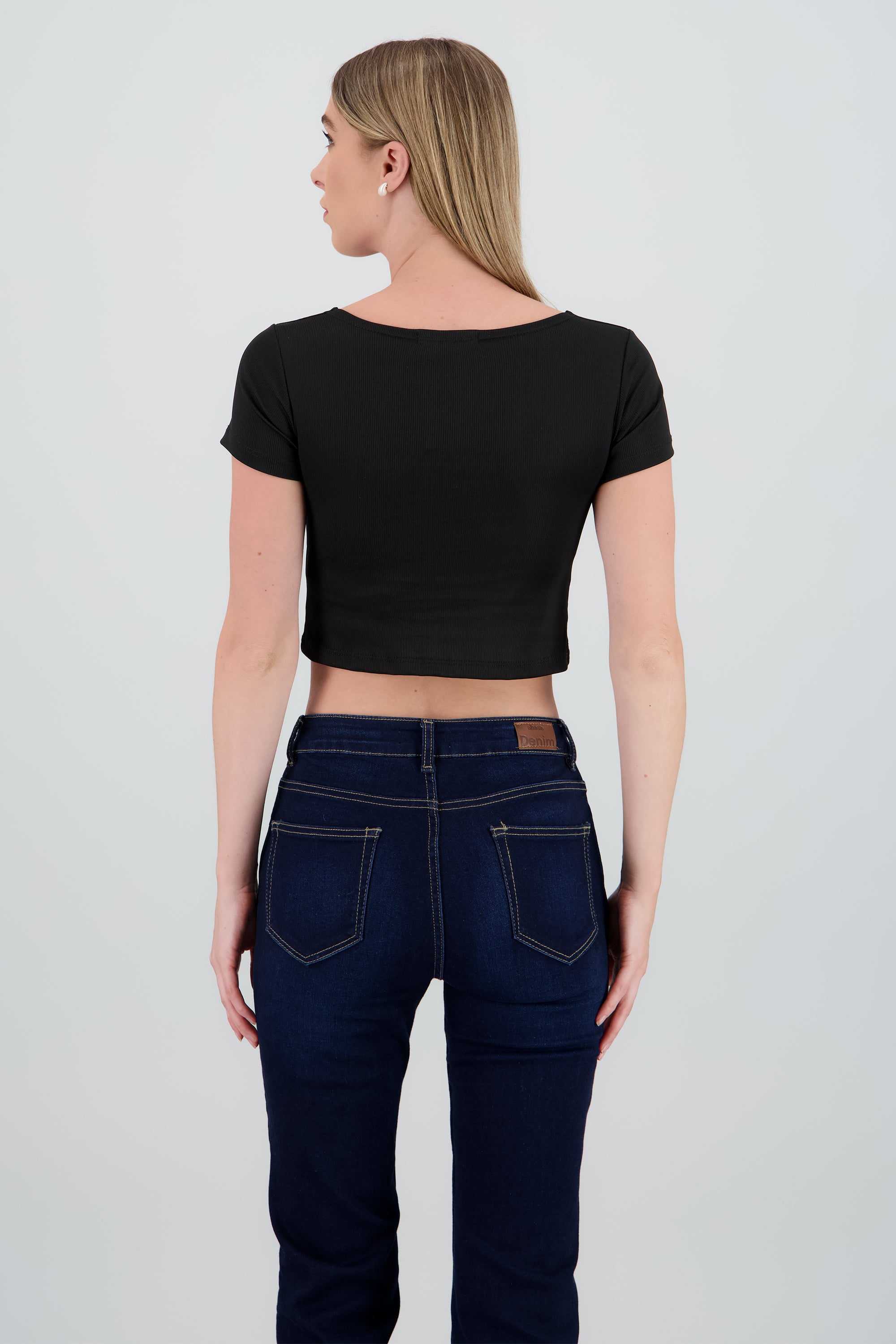 Top de escote cuadrado de rib liso NEGRO