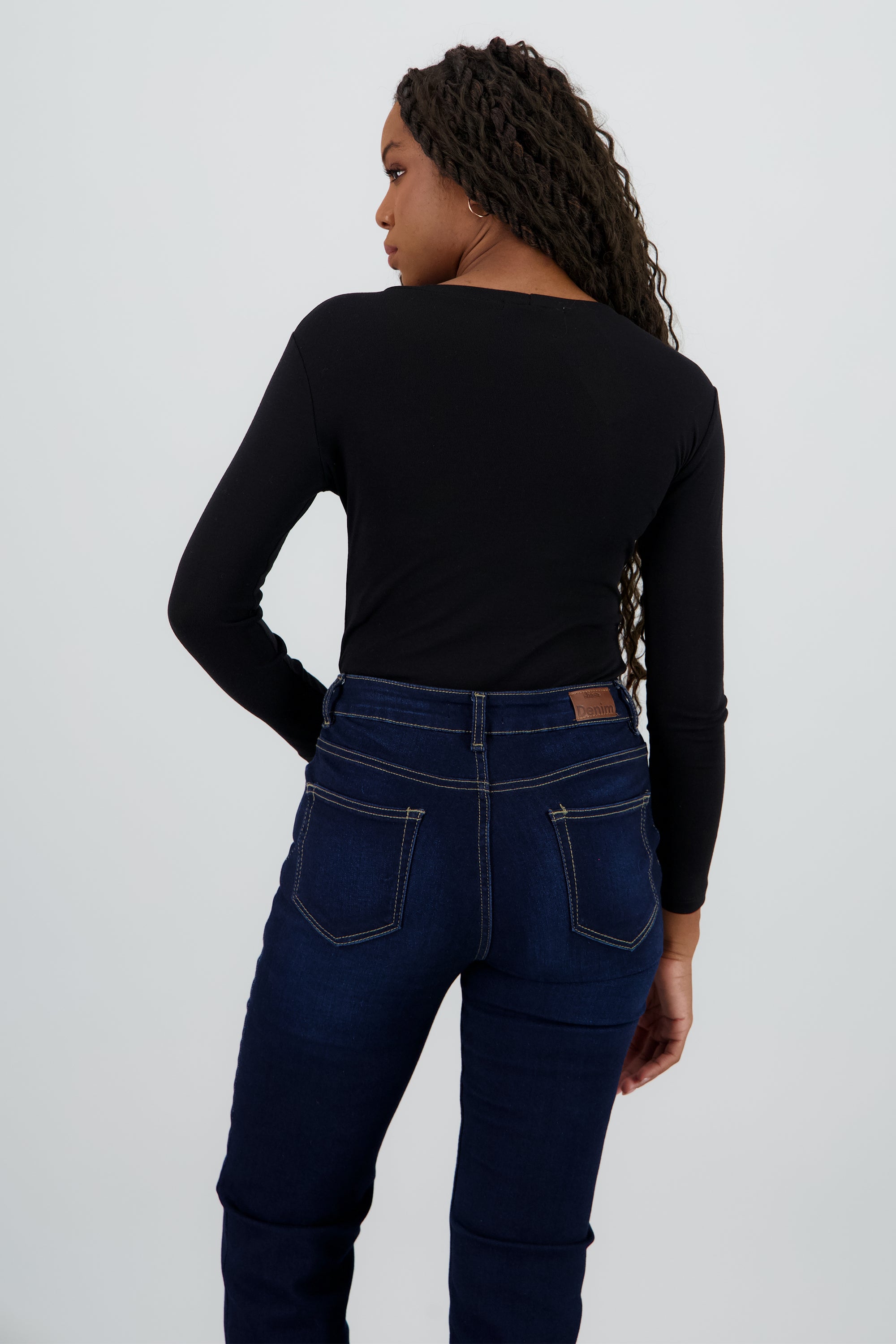 Body manga larga liso cuello redondo NEGRO