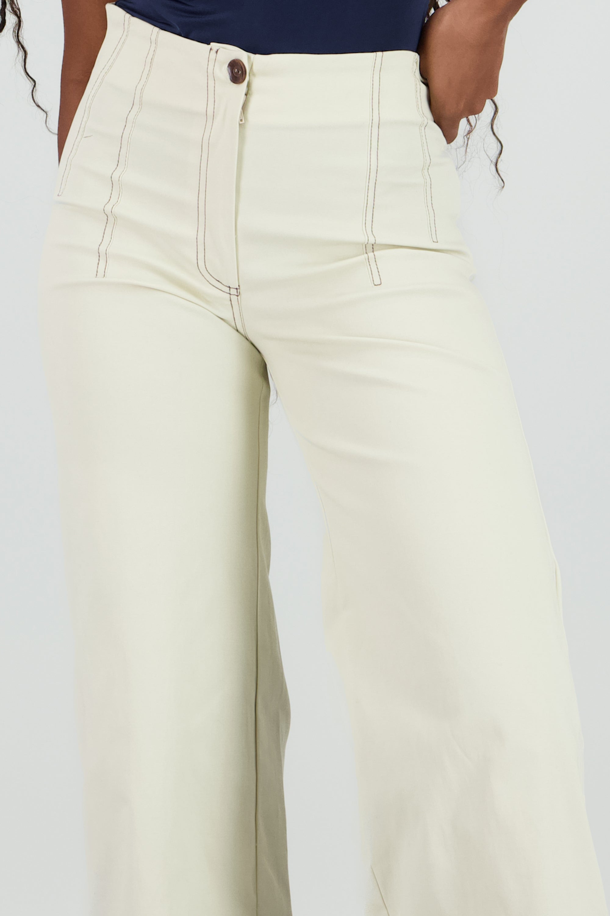 Pantalon amplio contraste costura HUESO