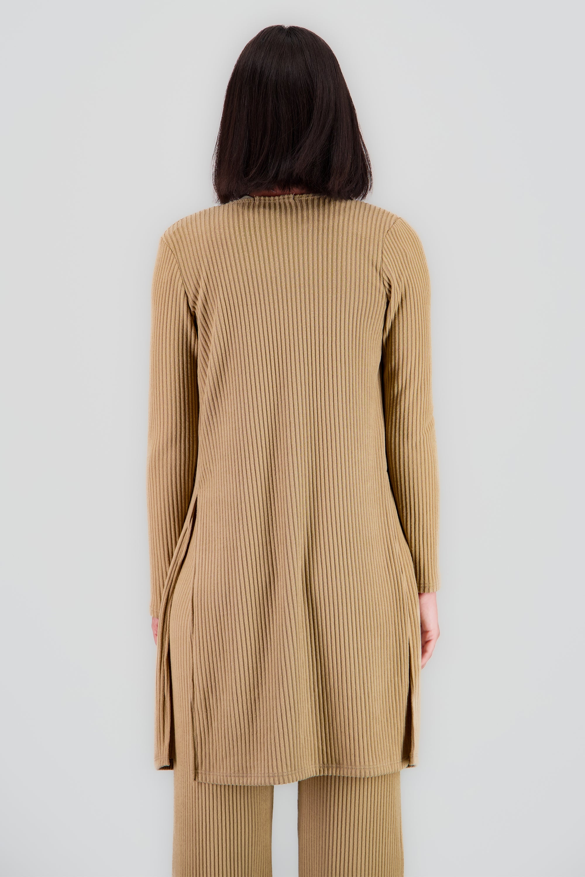 Cardigan manga larga rib suave KHAKI