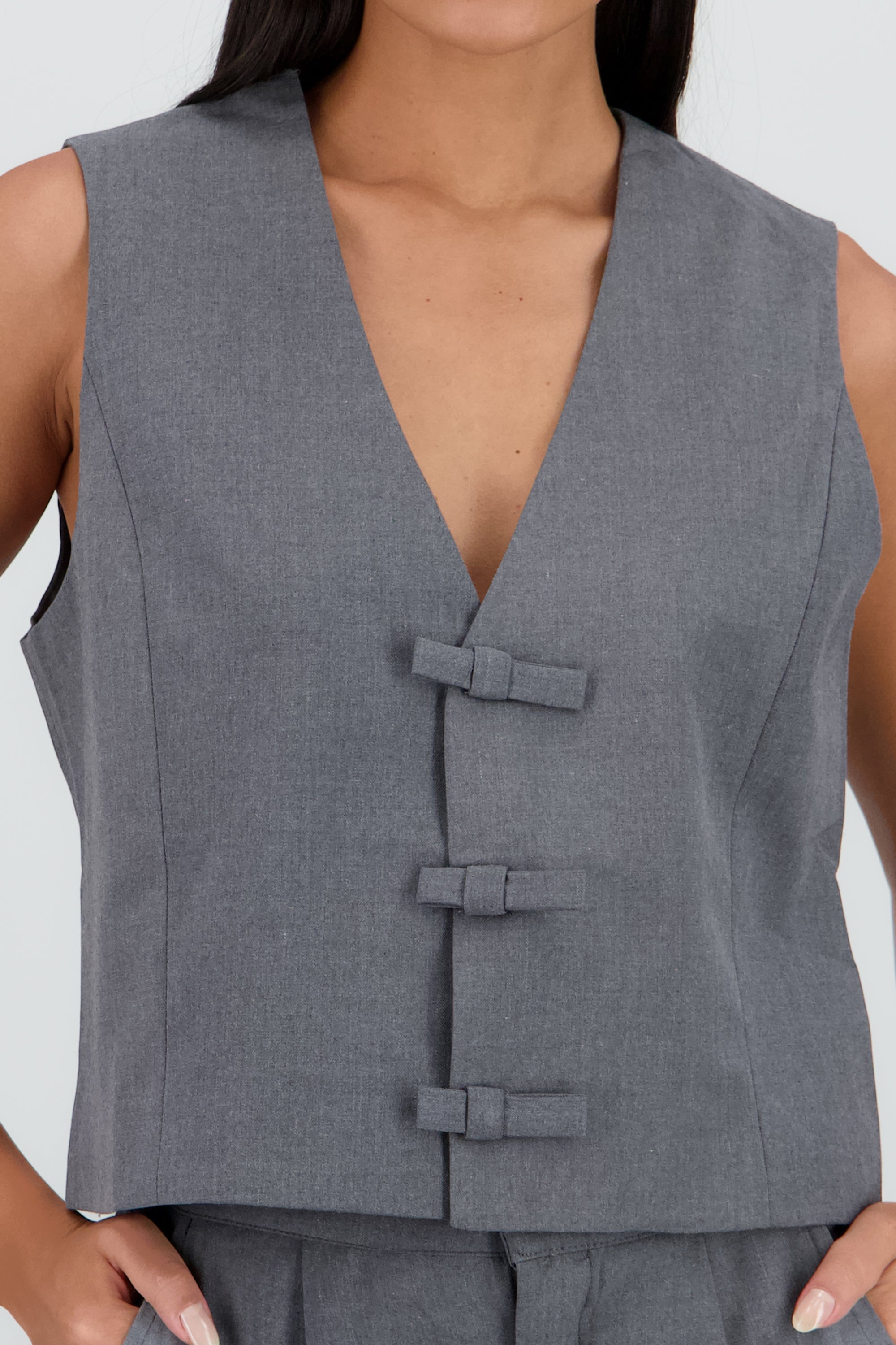 Chlaeco sastre detalle moños Hypsters GRIS