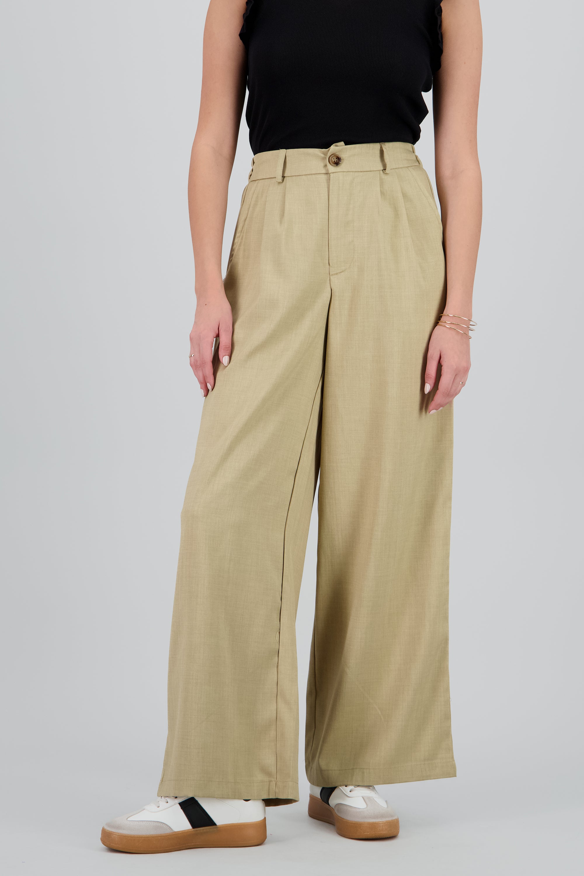 Pantalon sastreado detalle pinzas BEIGE