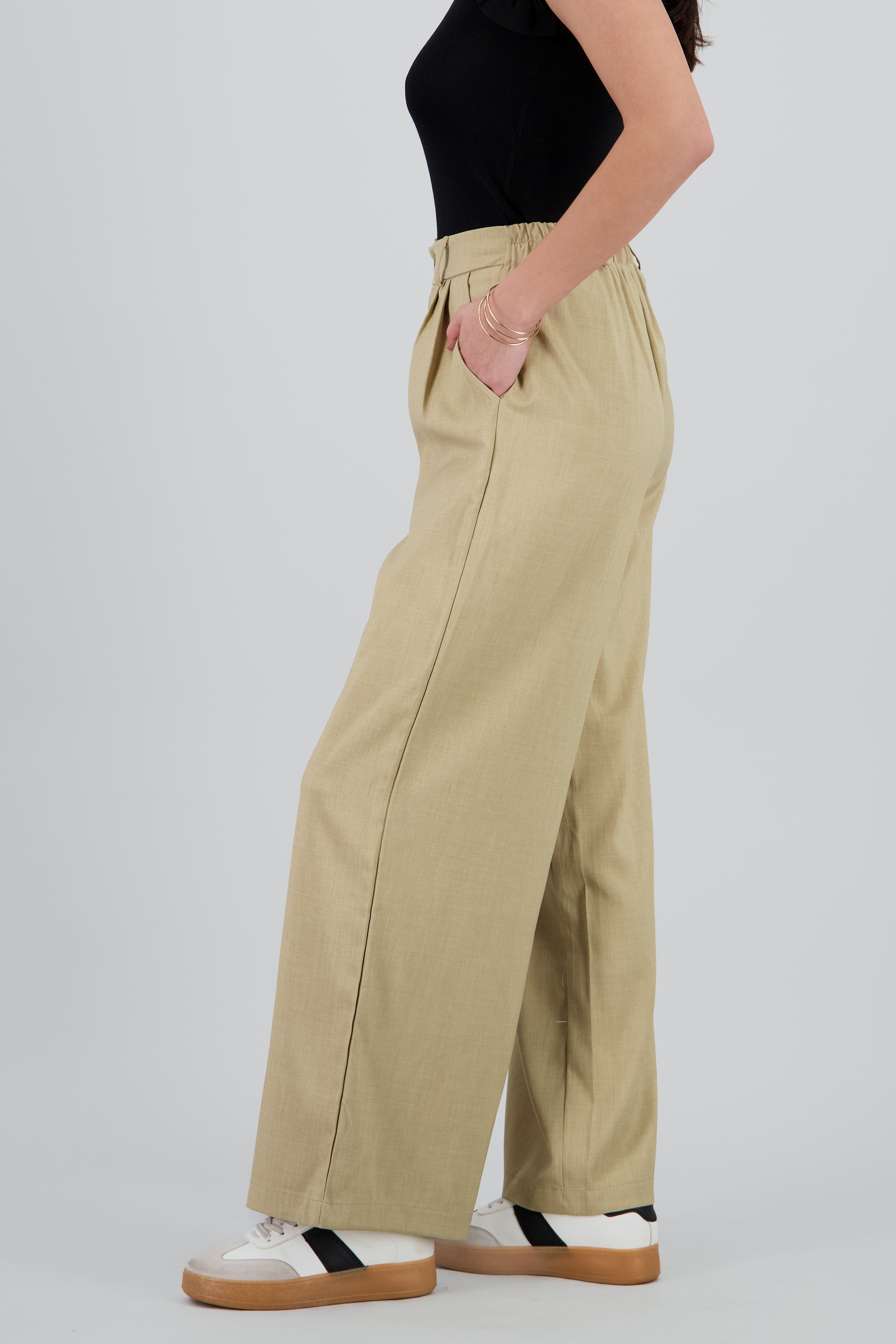 Pantalon sastreado detalle pinzas BEIGE