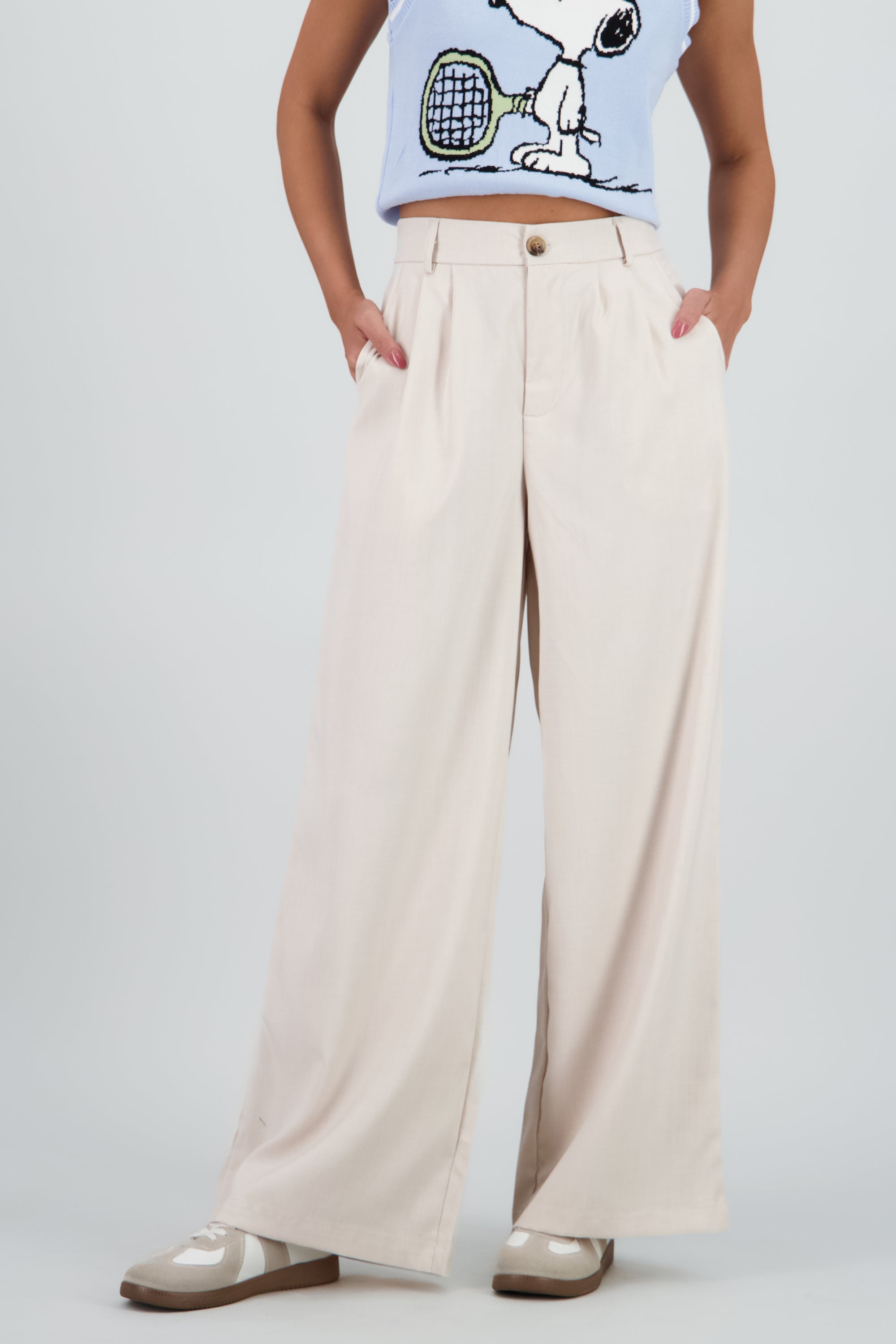 Pantalon sastreado detalle pinzas HUESO