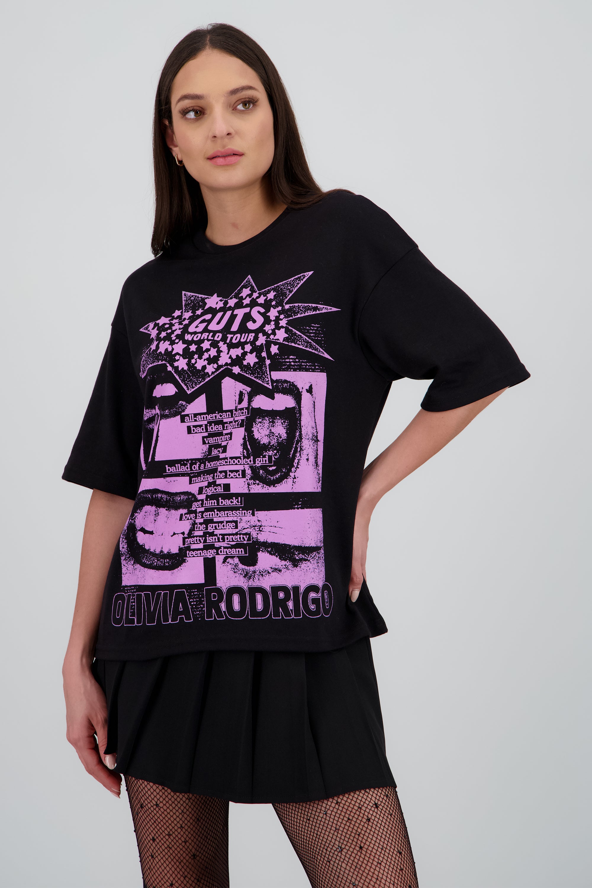 Playera oversized Olivia Rodrigo NEGRO