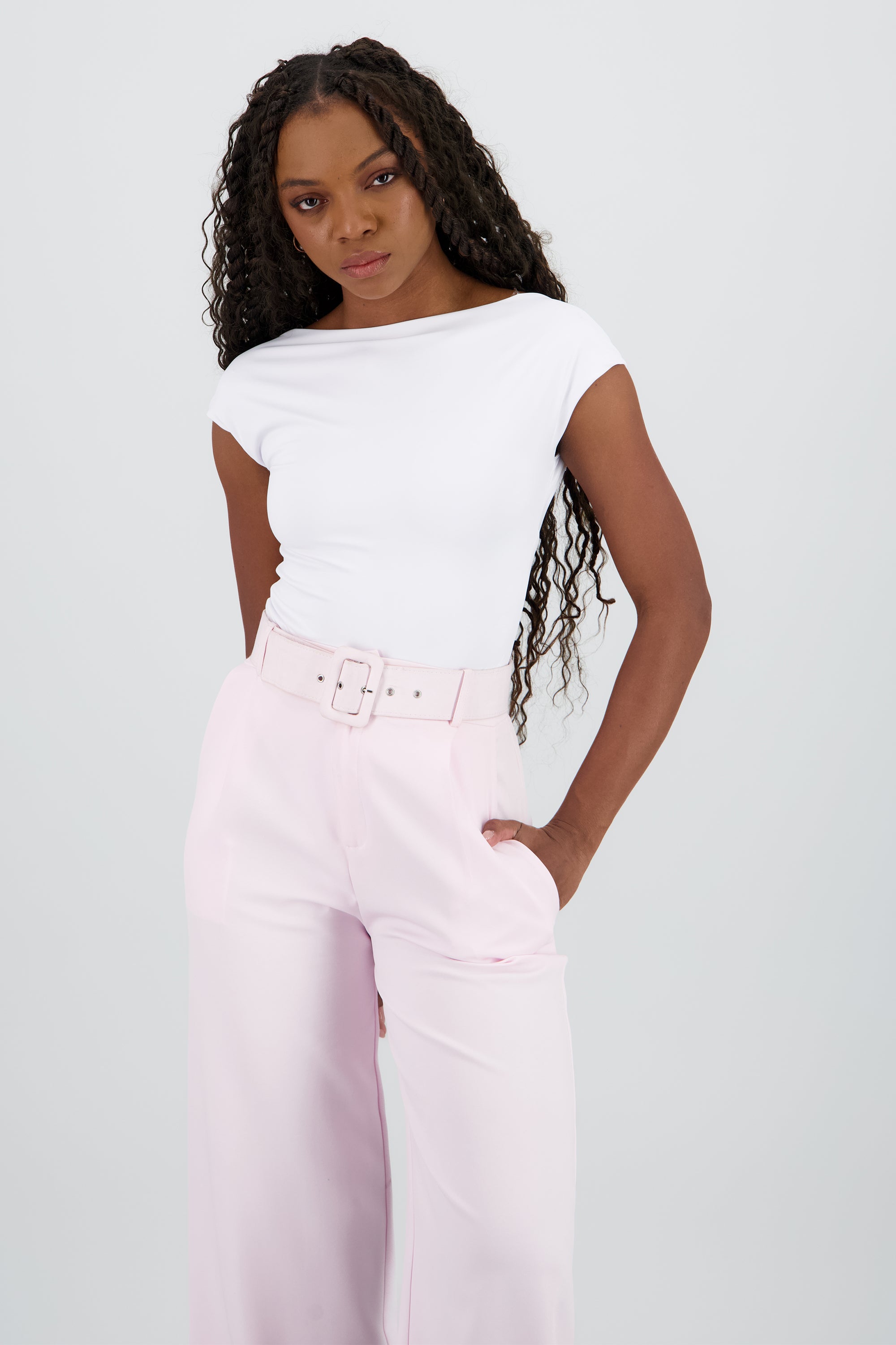 Bodysuit manga corta espalda corte HUESO