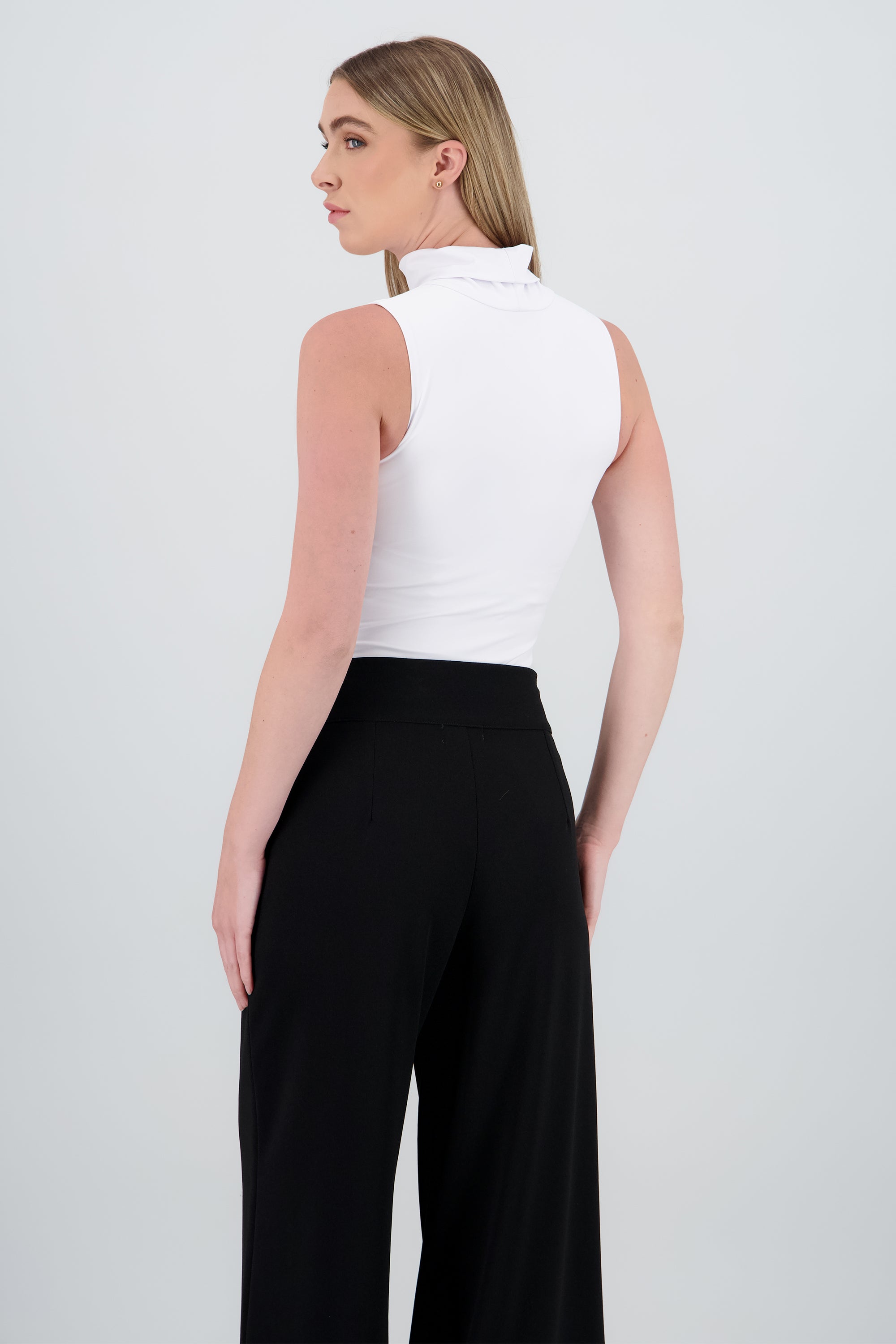 Bodysuit cuello alto HUESO