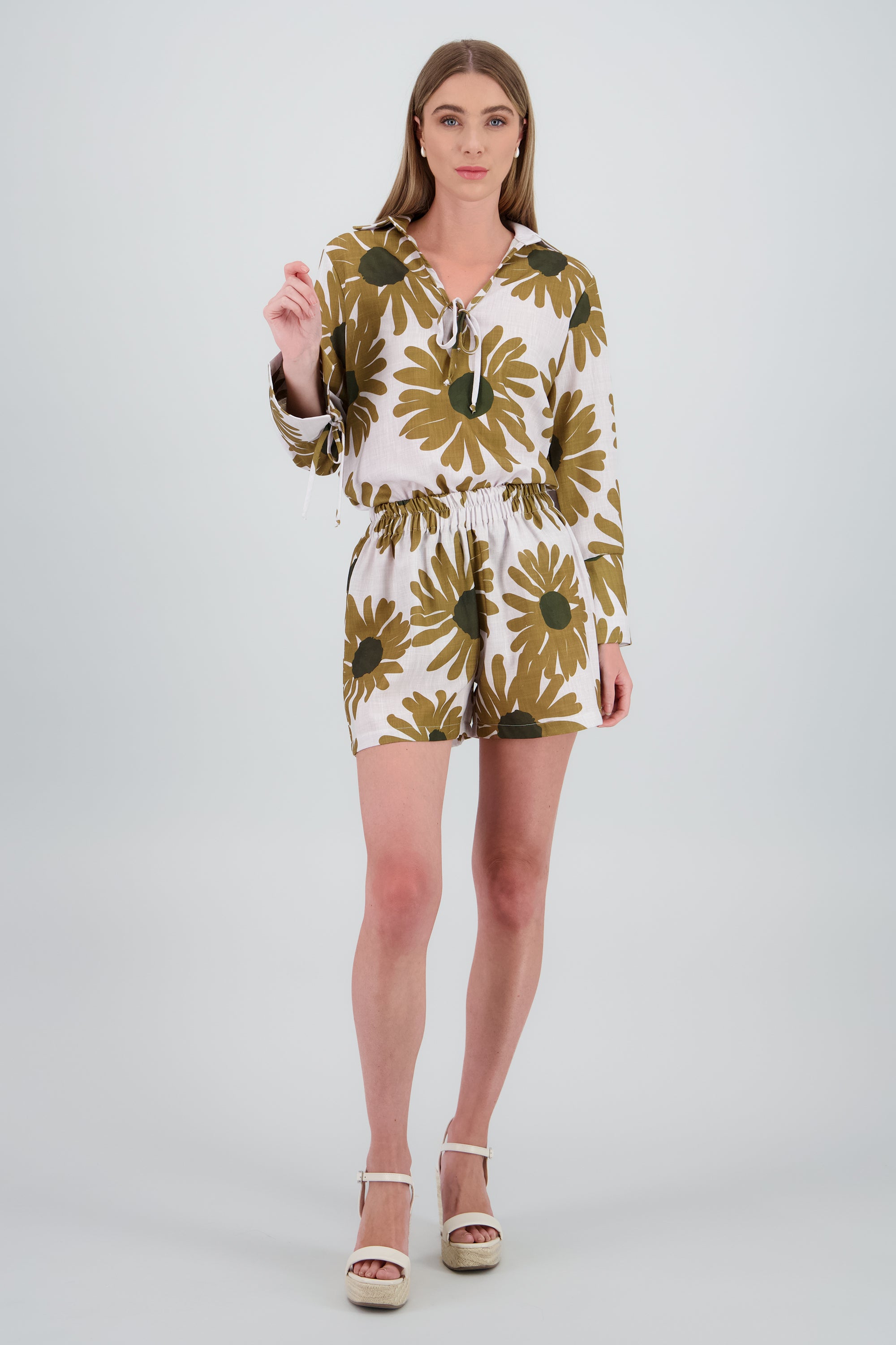 Shorts flores maxi HUESO COMBO