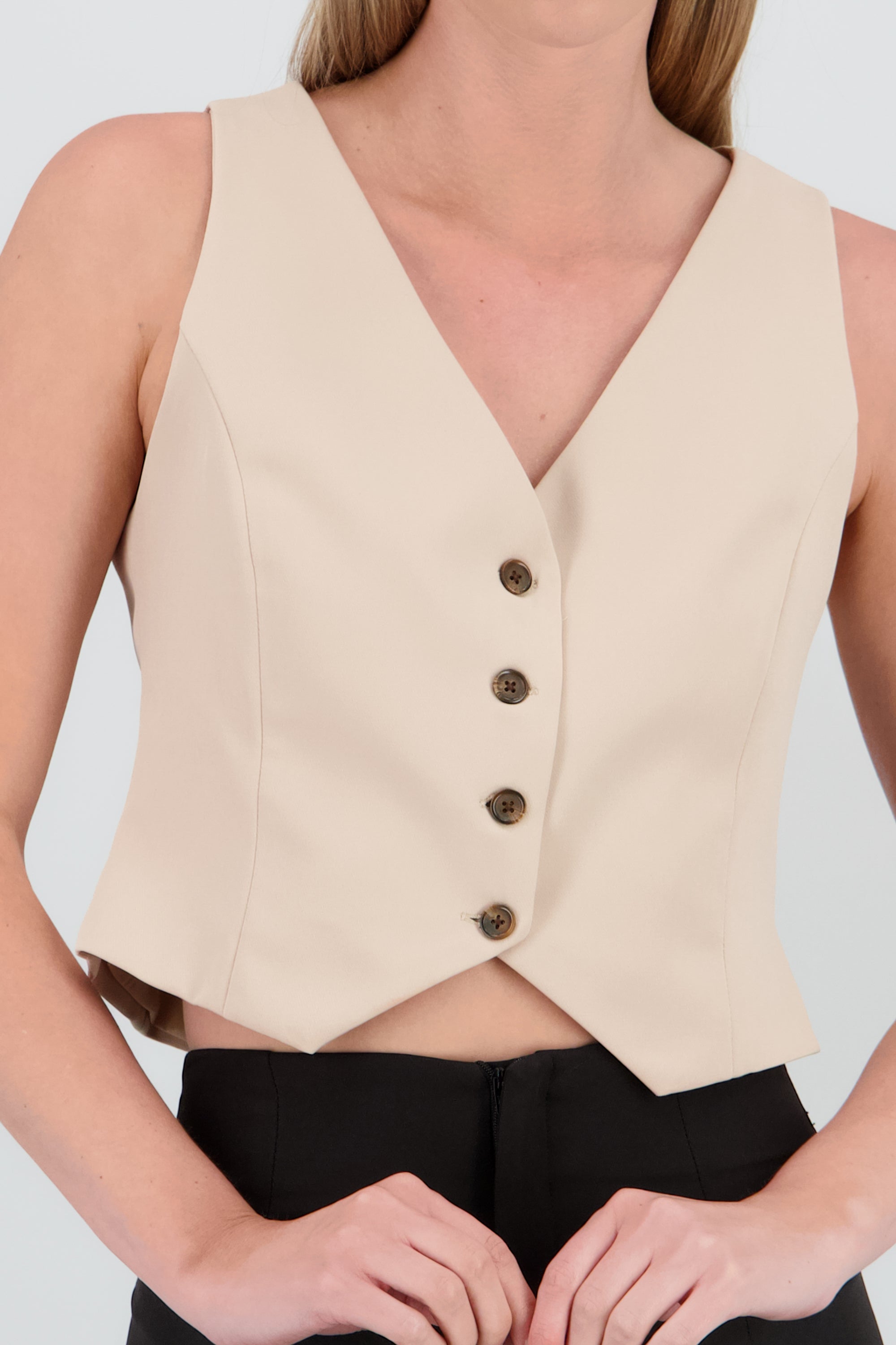 Chaleco escote v KHAKI