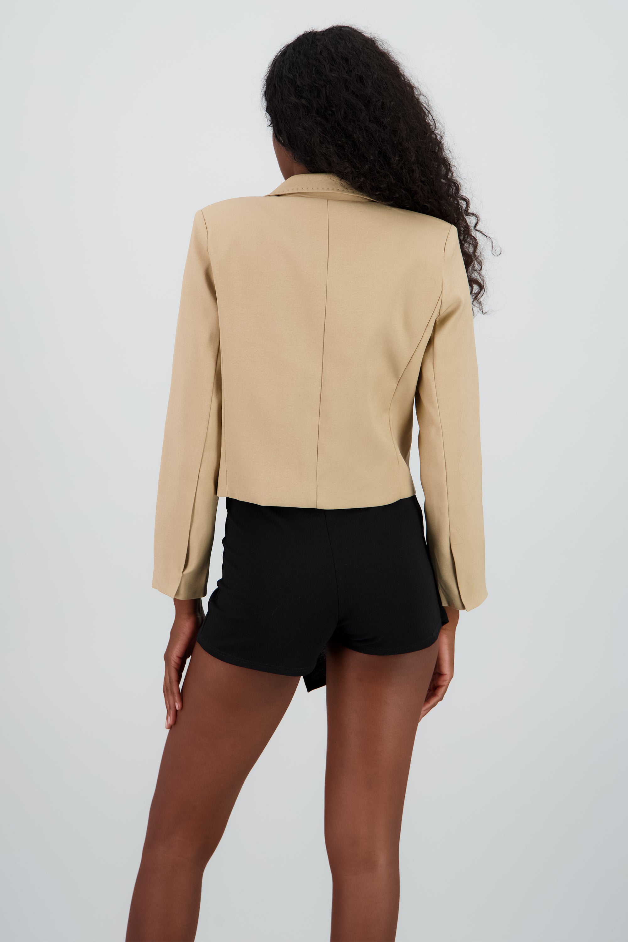 Blazer crop 1 boton BEIGE