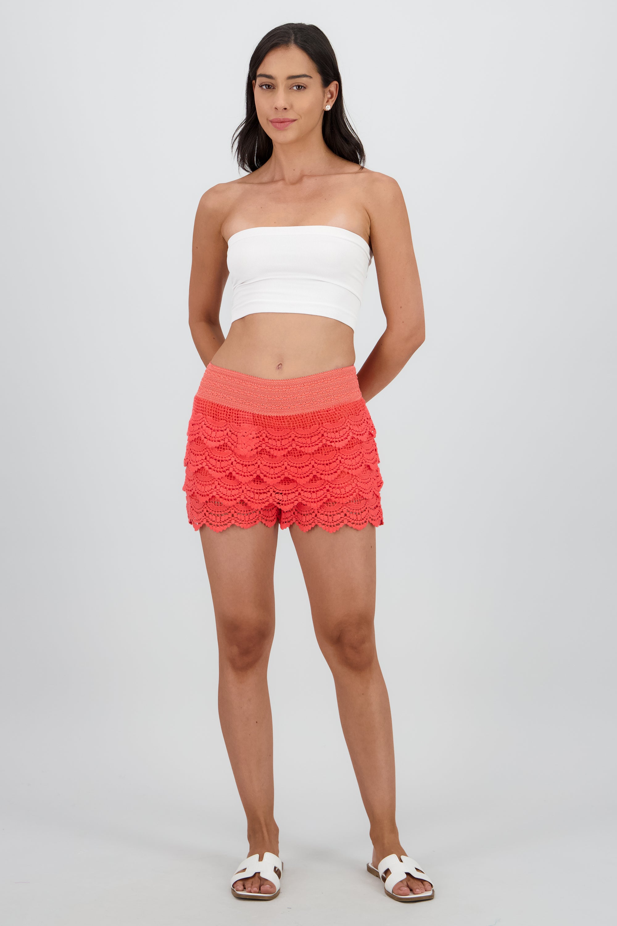 Shorts encaje detalle olanes CORAL
