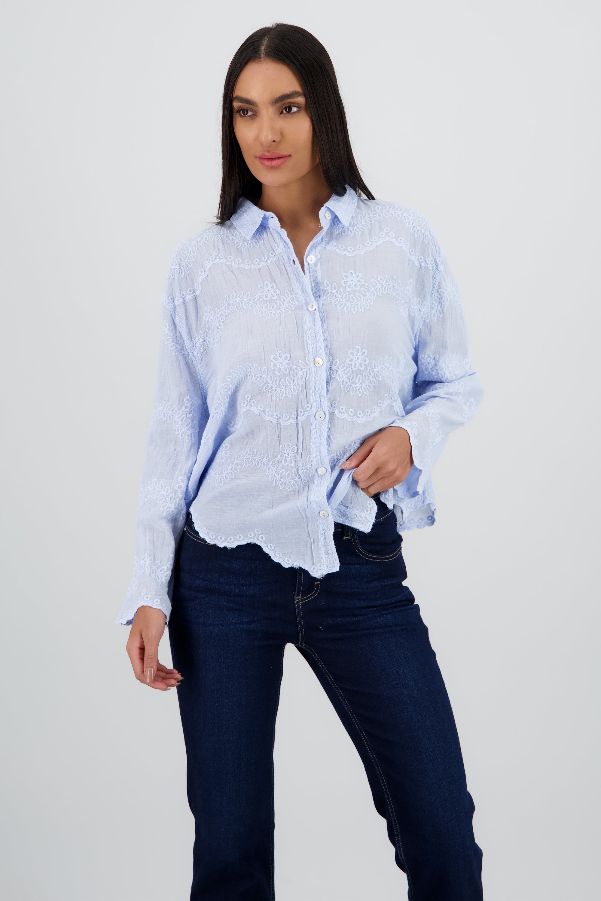 Camisa manga larga detalle cuello bordado botones AZUL