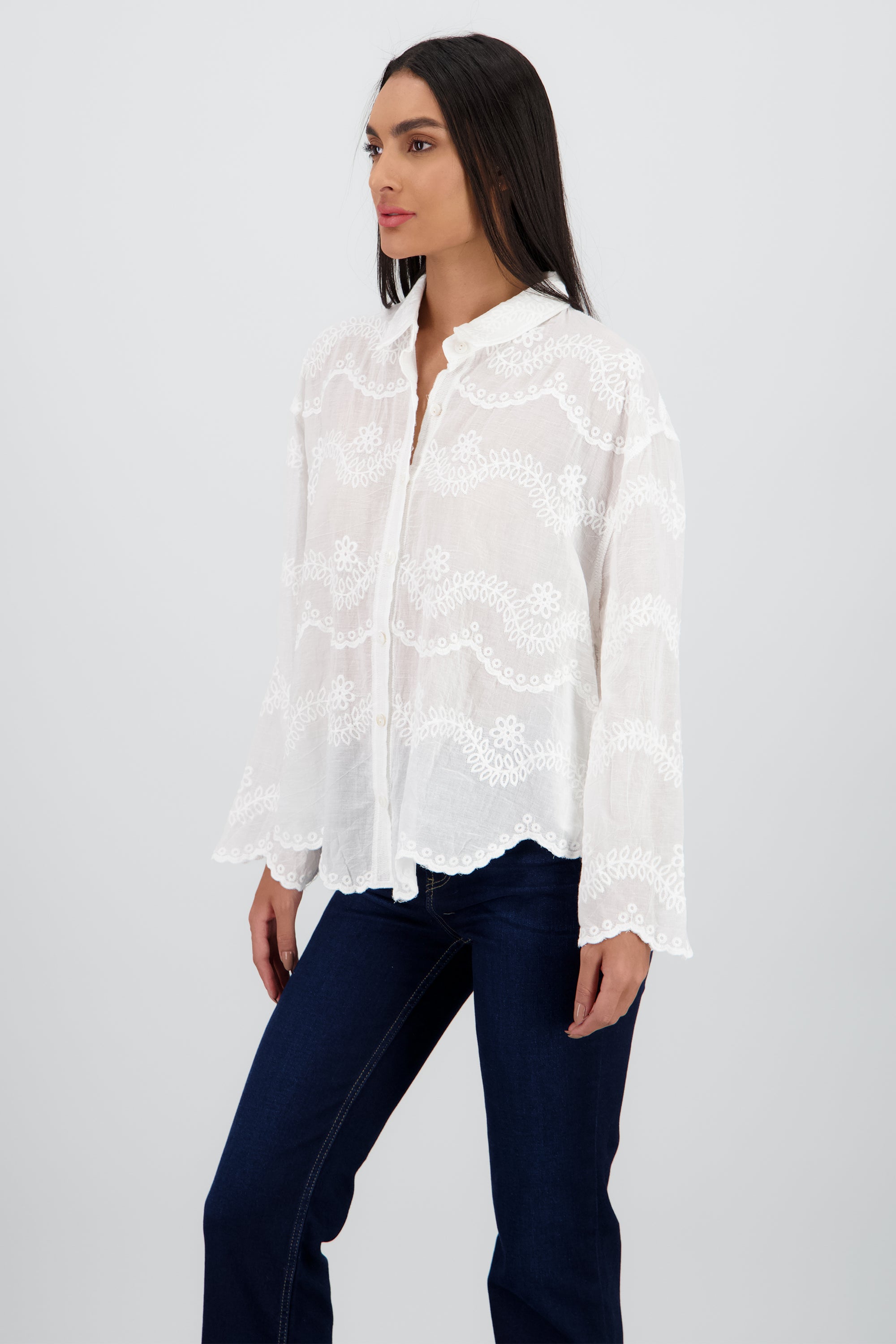 Camisa manga larga detalle cuello bordado botones BLANCO