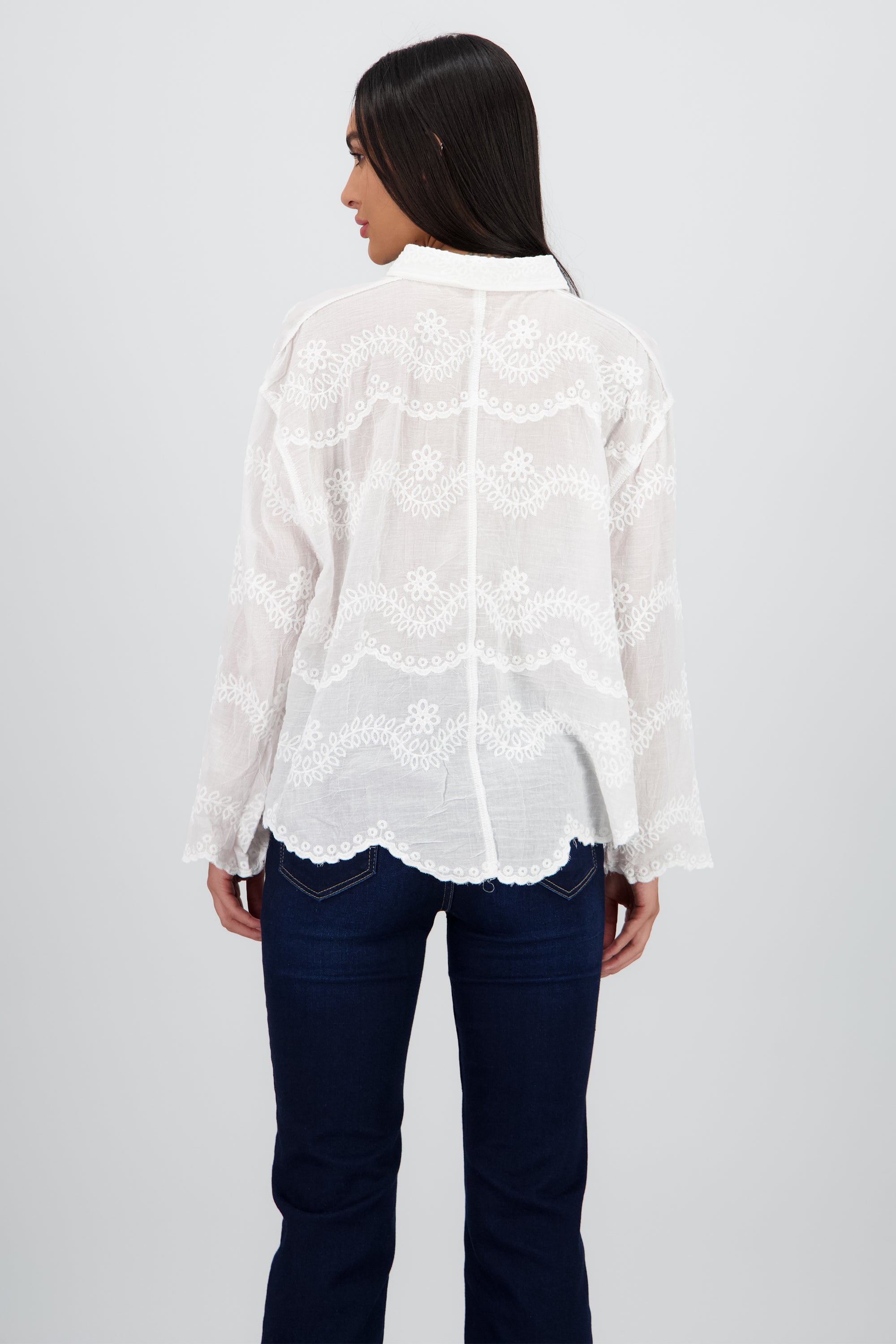 Camisa manga larga detalle cuello bordado botones BLANCO