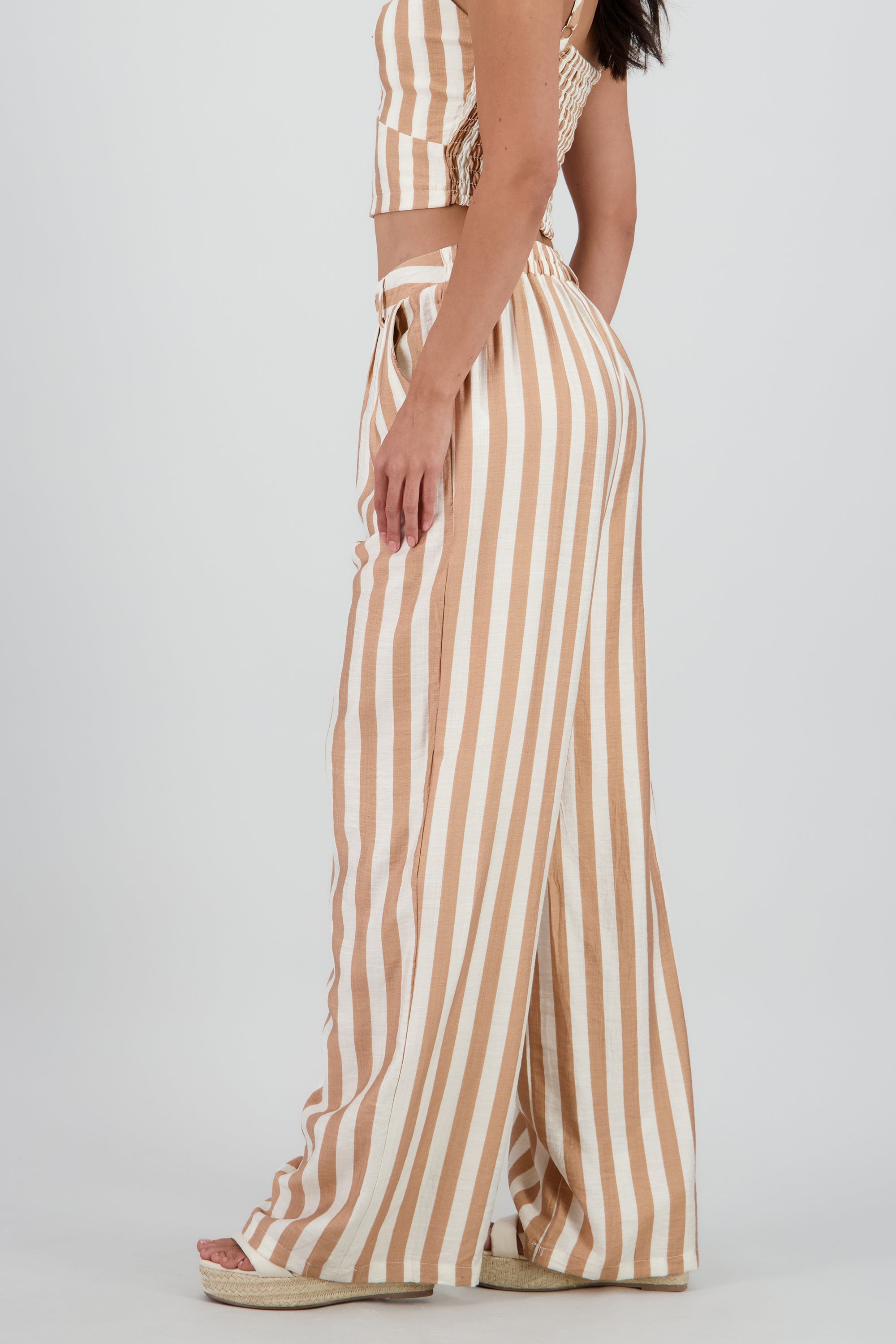 Pantalon amplio rayas detalle boton BLANCO COMBO