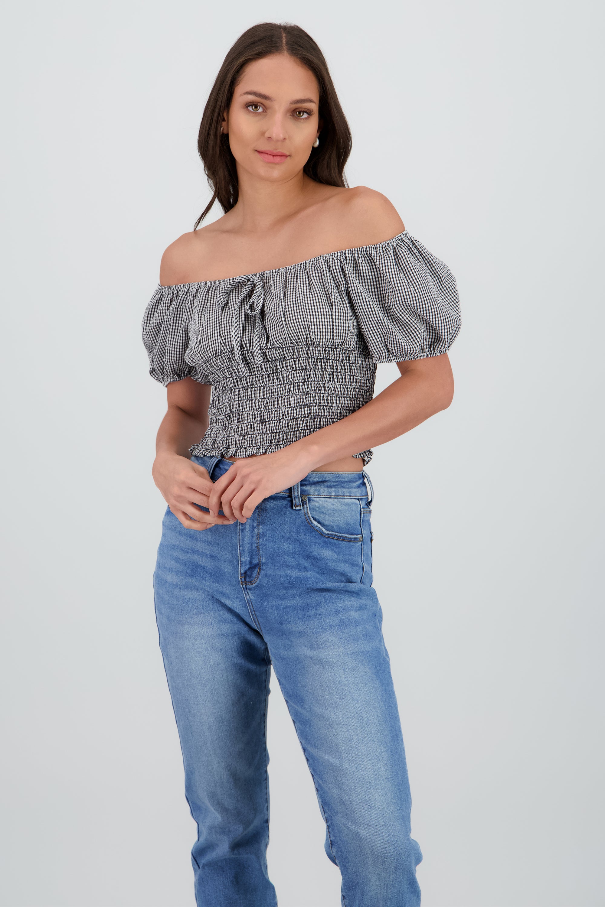 Top off shoulder manga abullonada NEGRO