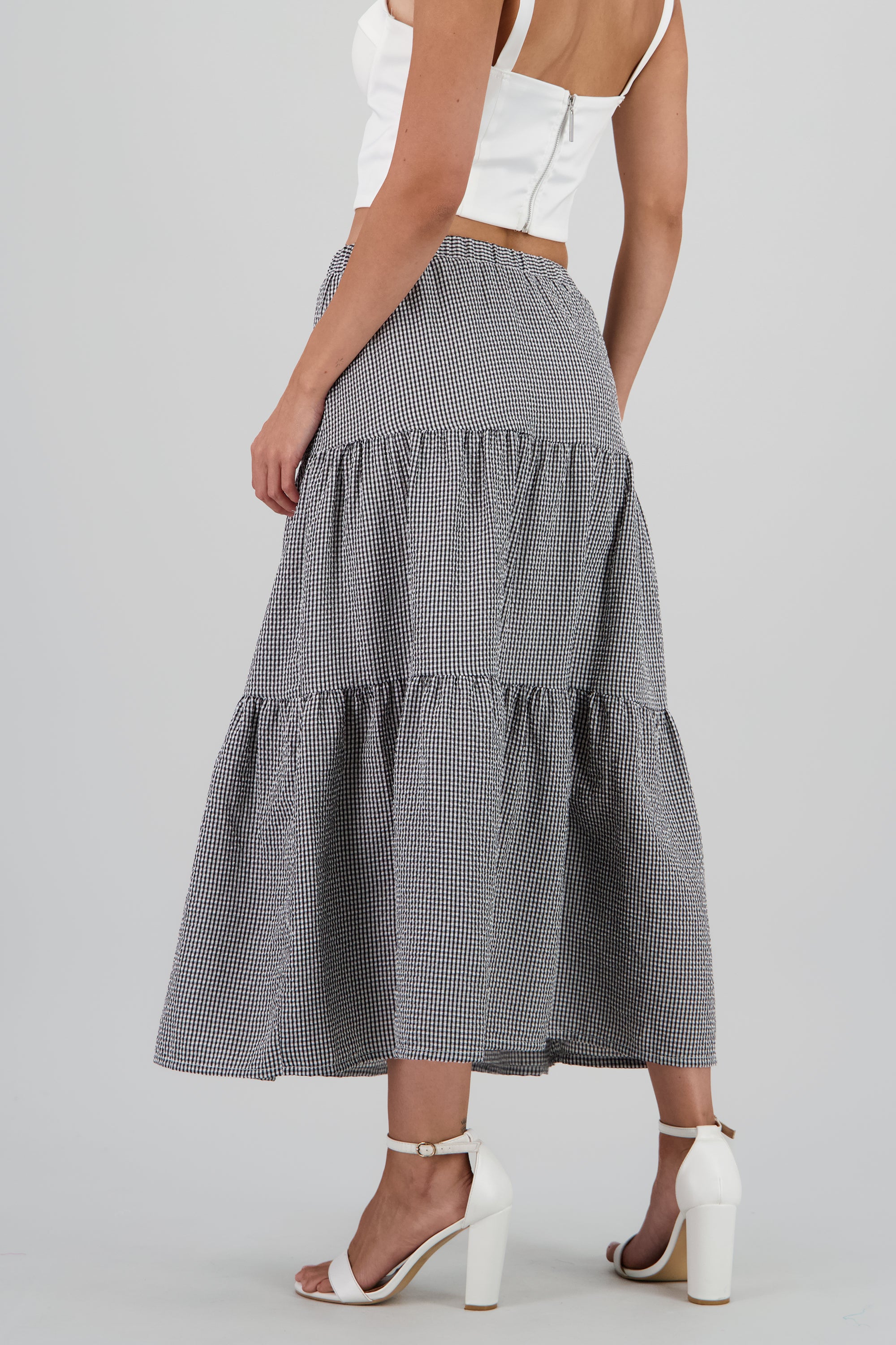 Falda midi resorte olanes NEGRO