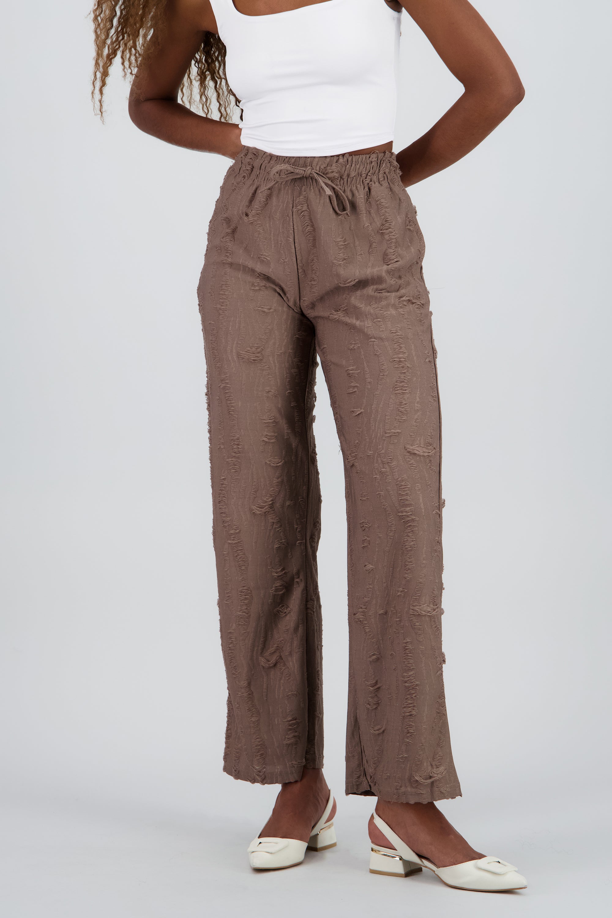 Pantalon jareta textura ligero CAFE