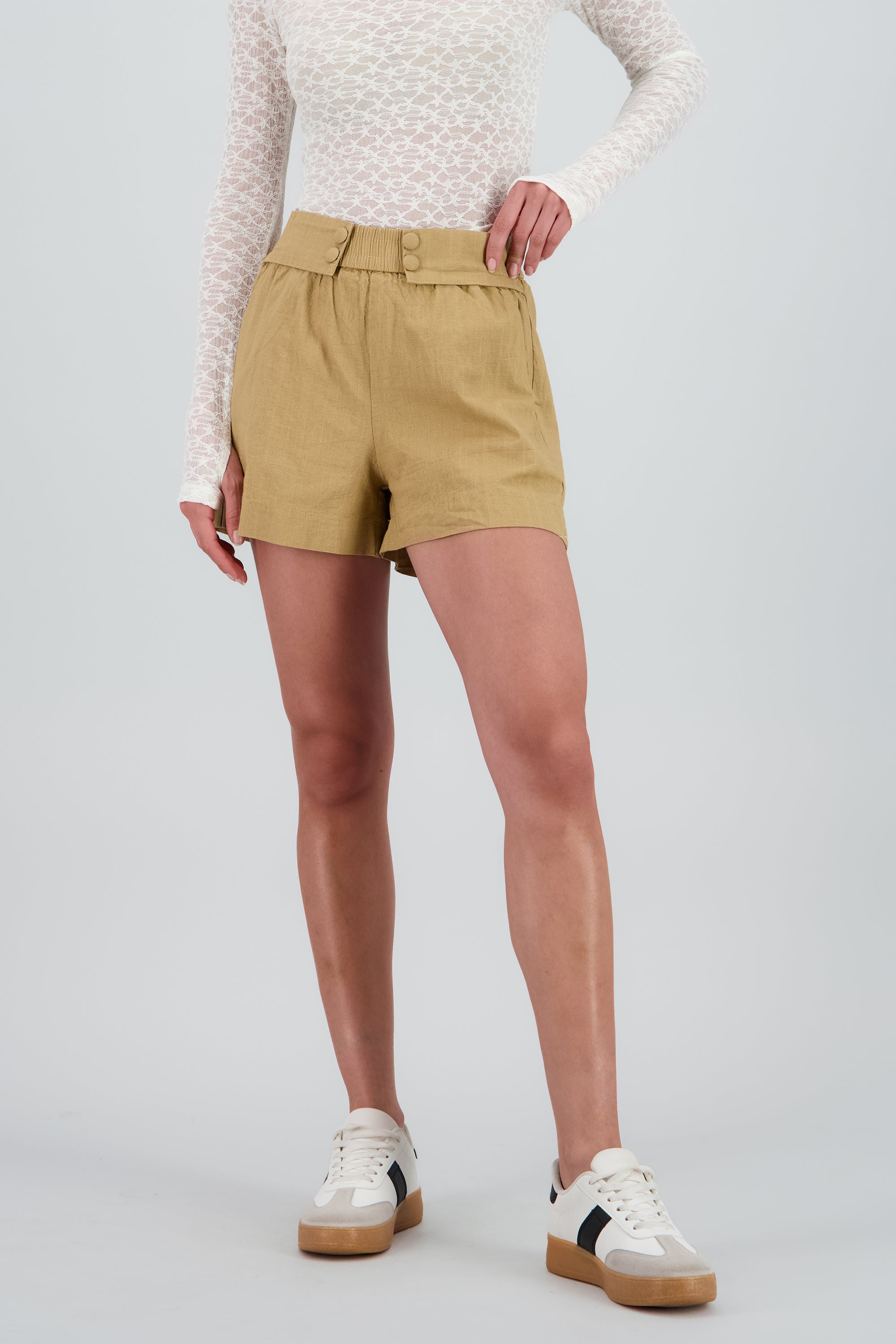 Short corto detalle pretina BEIGE