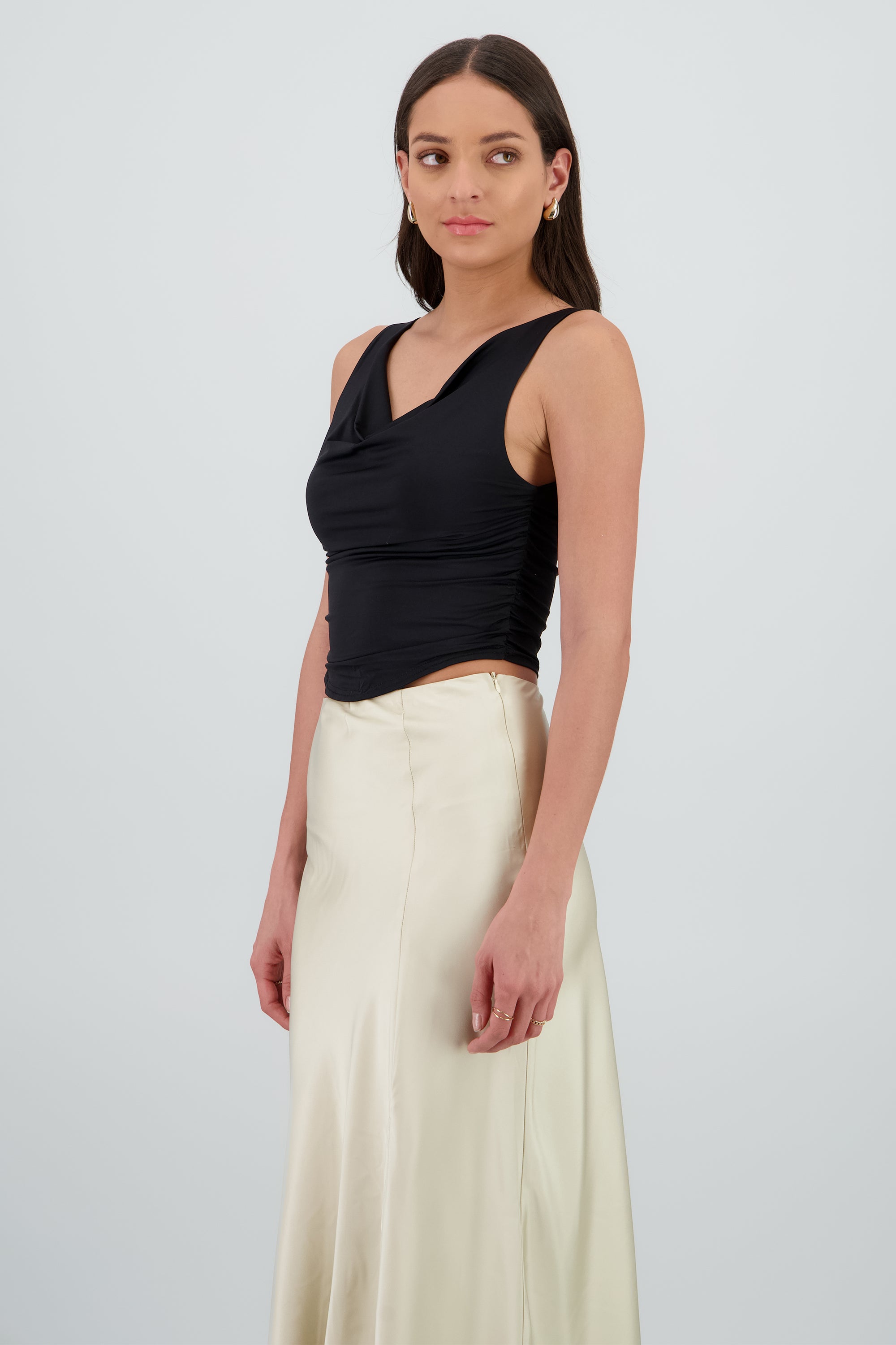 Top escote drapeado sin mangas NEGRO
