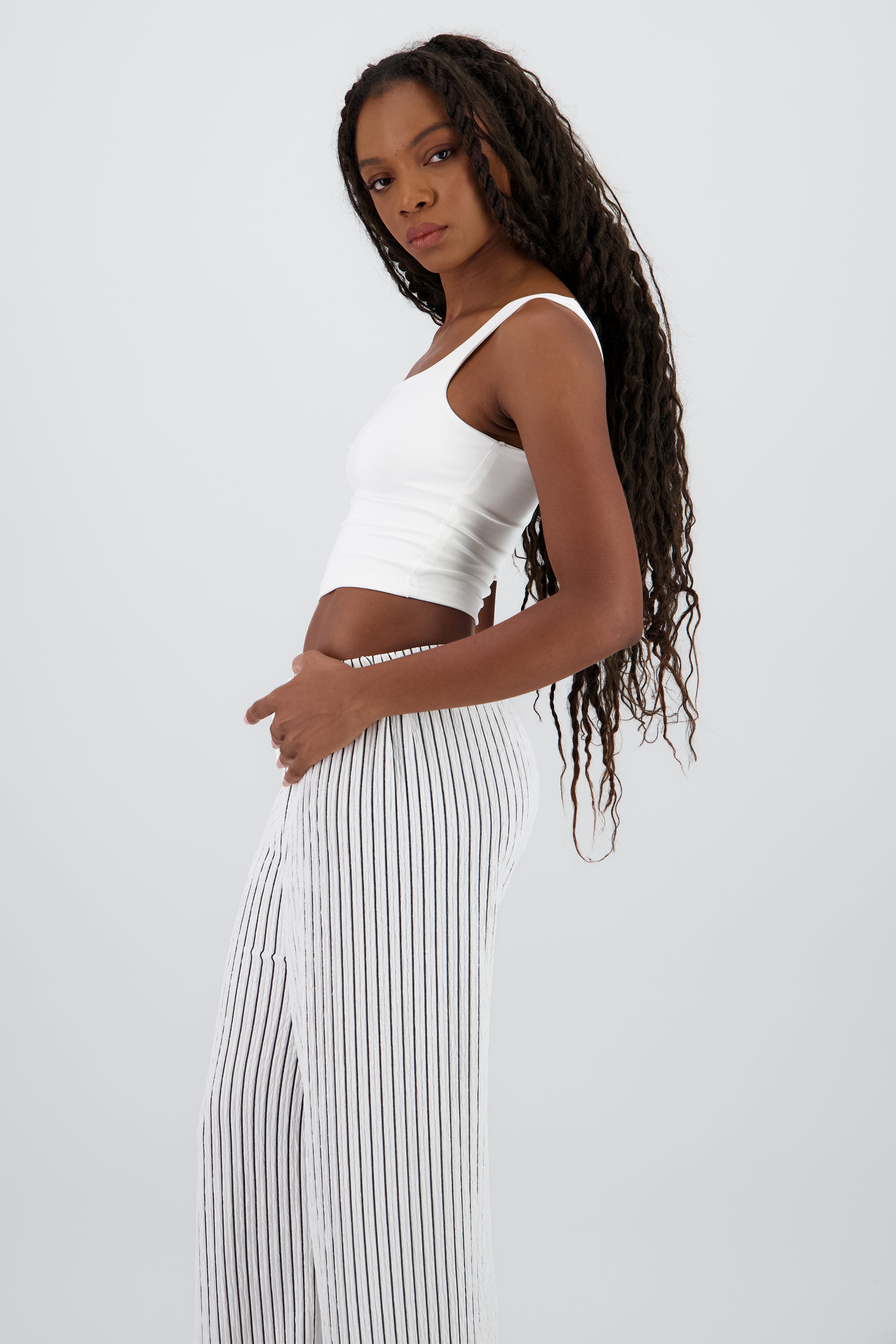 Top tirantes cuello redondo BLANCO