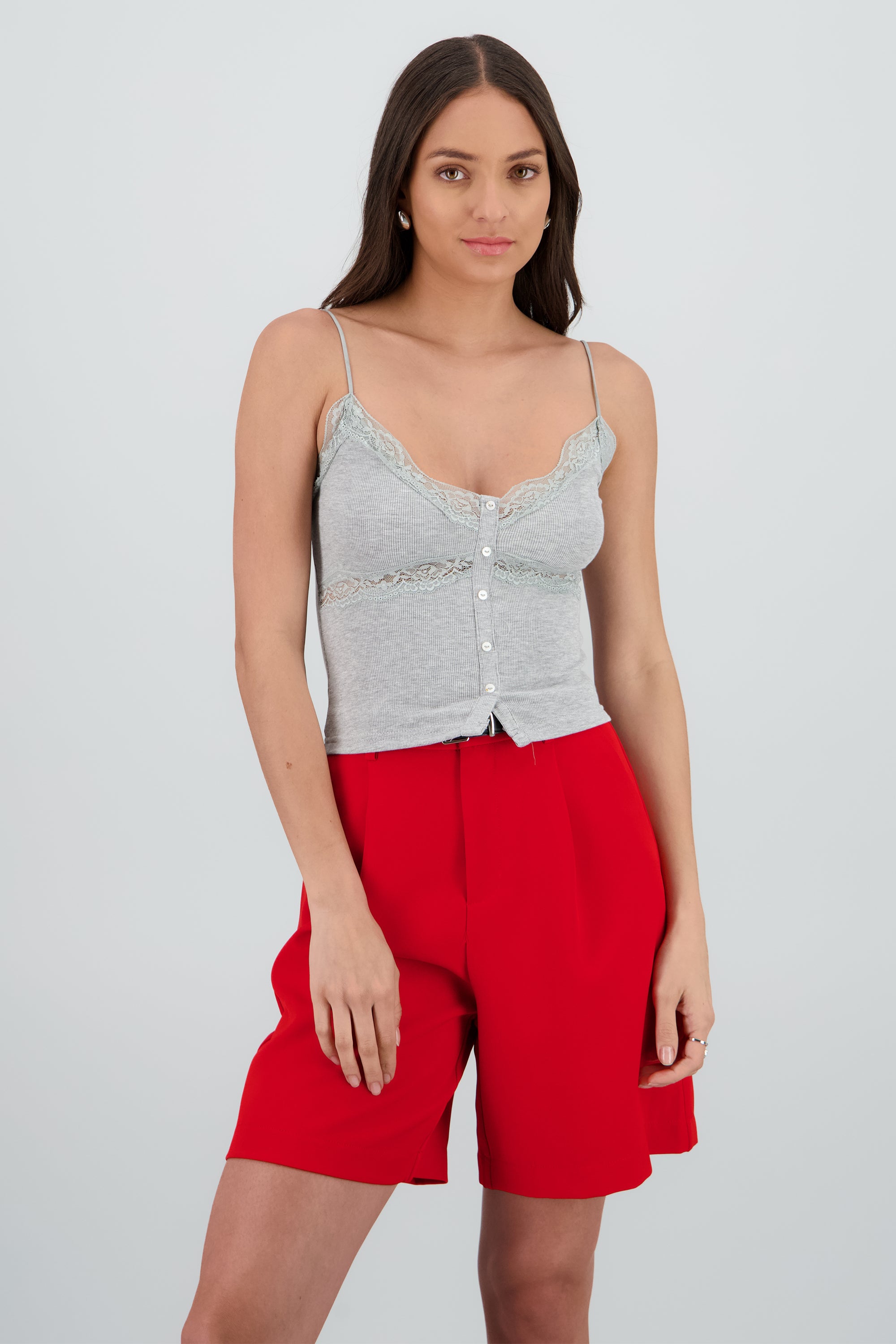 Top tirantes detalle encaje botones GRIS